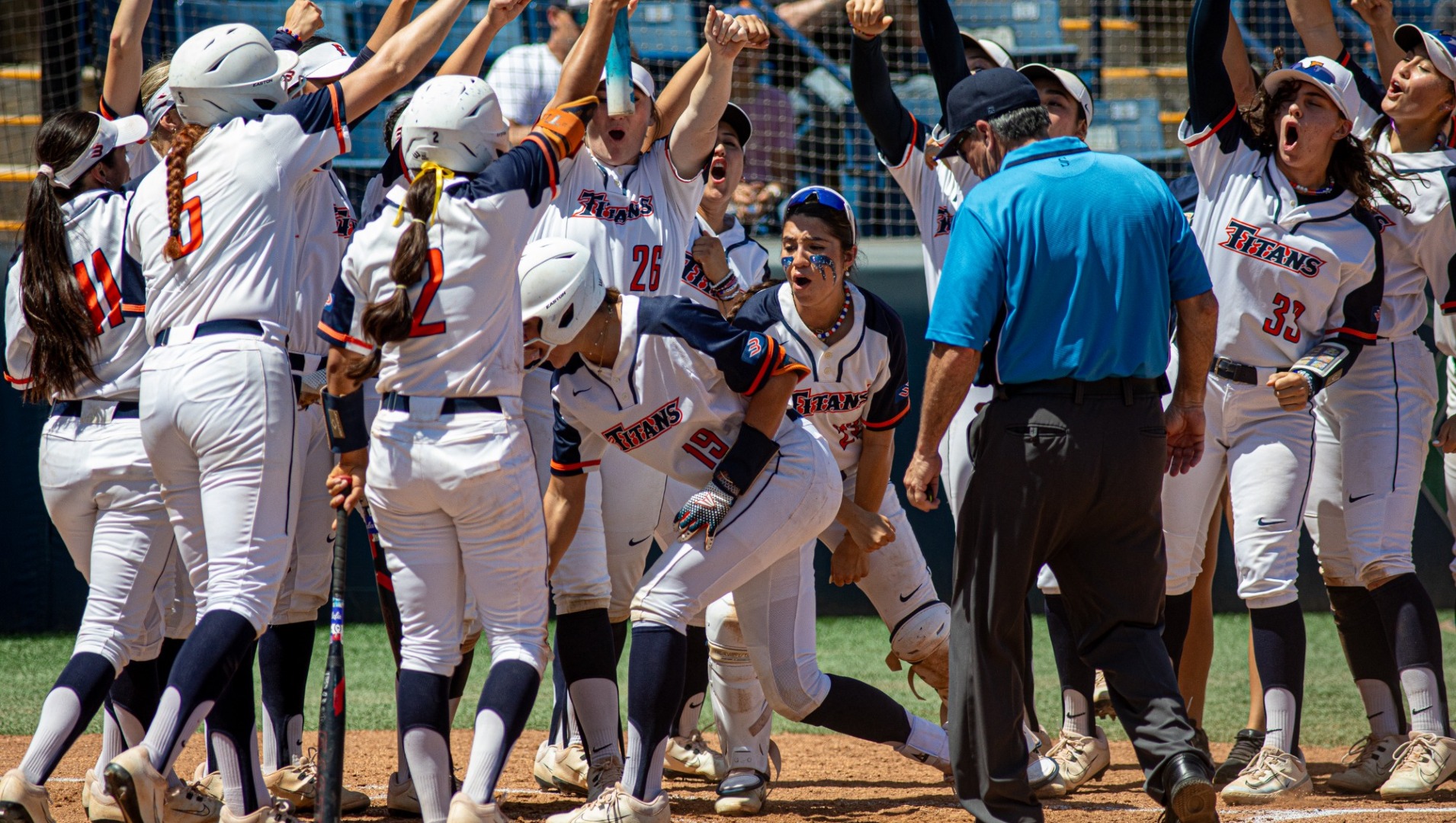Colby McClinton HR team celebration