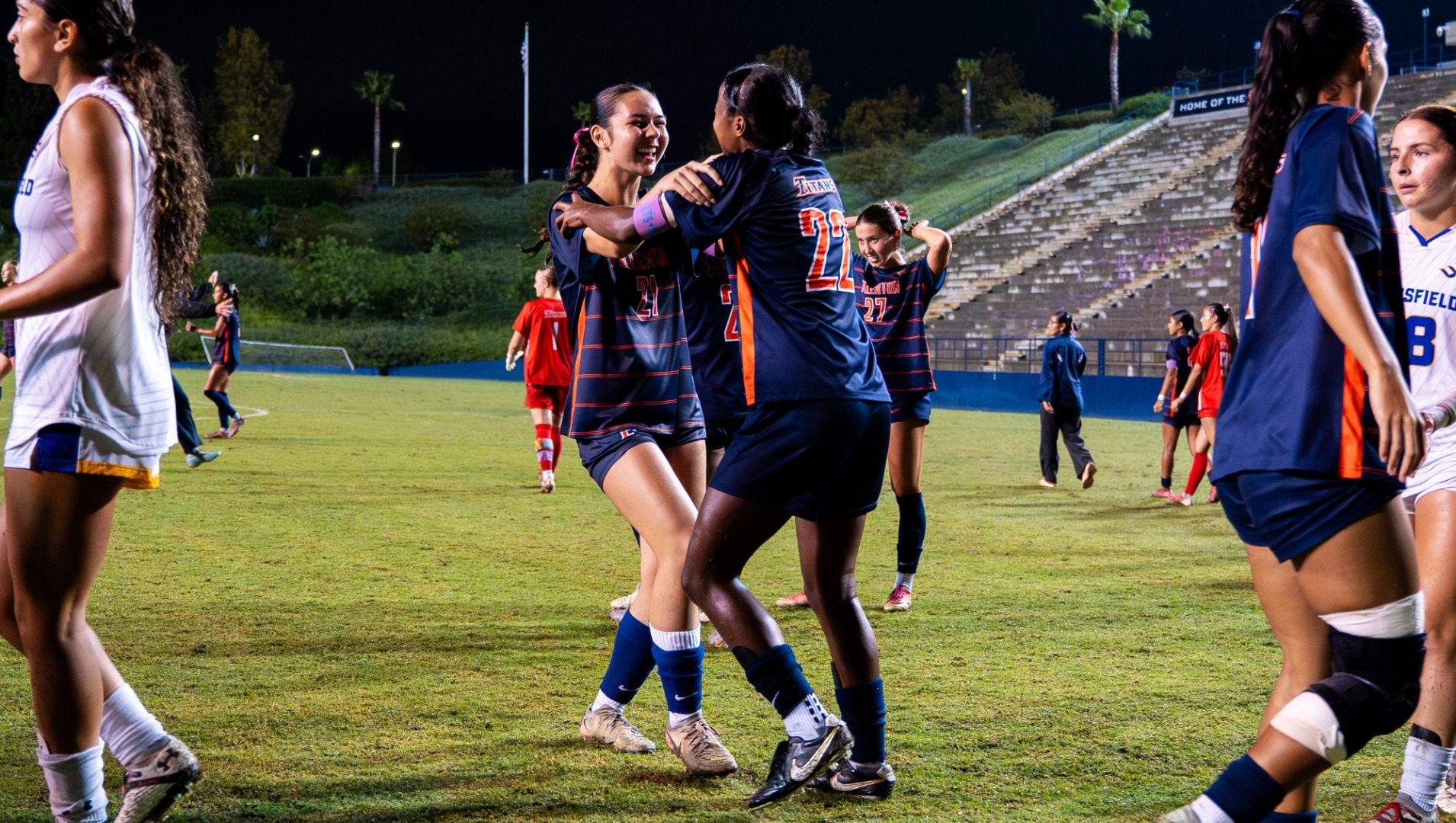 Riley O'Brien and Jaidyn Williams vs Cal State Bakersfield