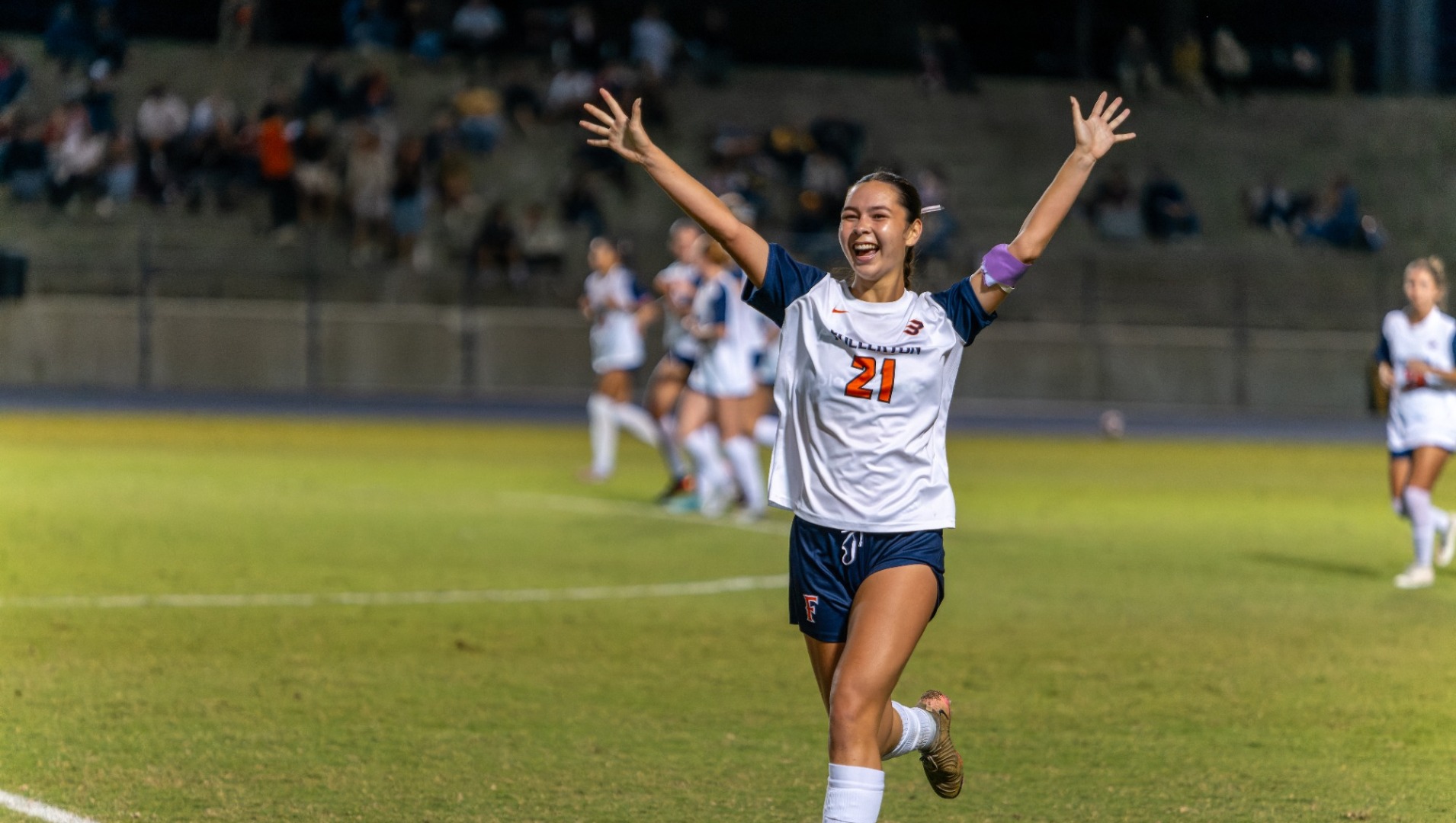 Riley O'Brien vs UCI