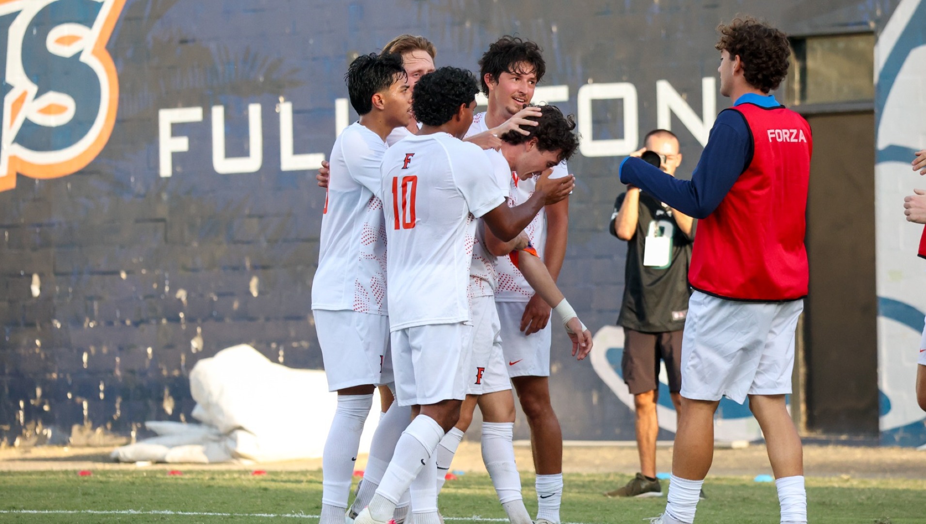 Valenzuela Goal Celebration SJSU