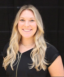 Jaime Snyder headshot