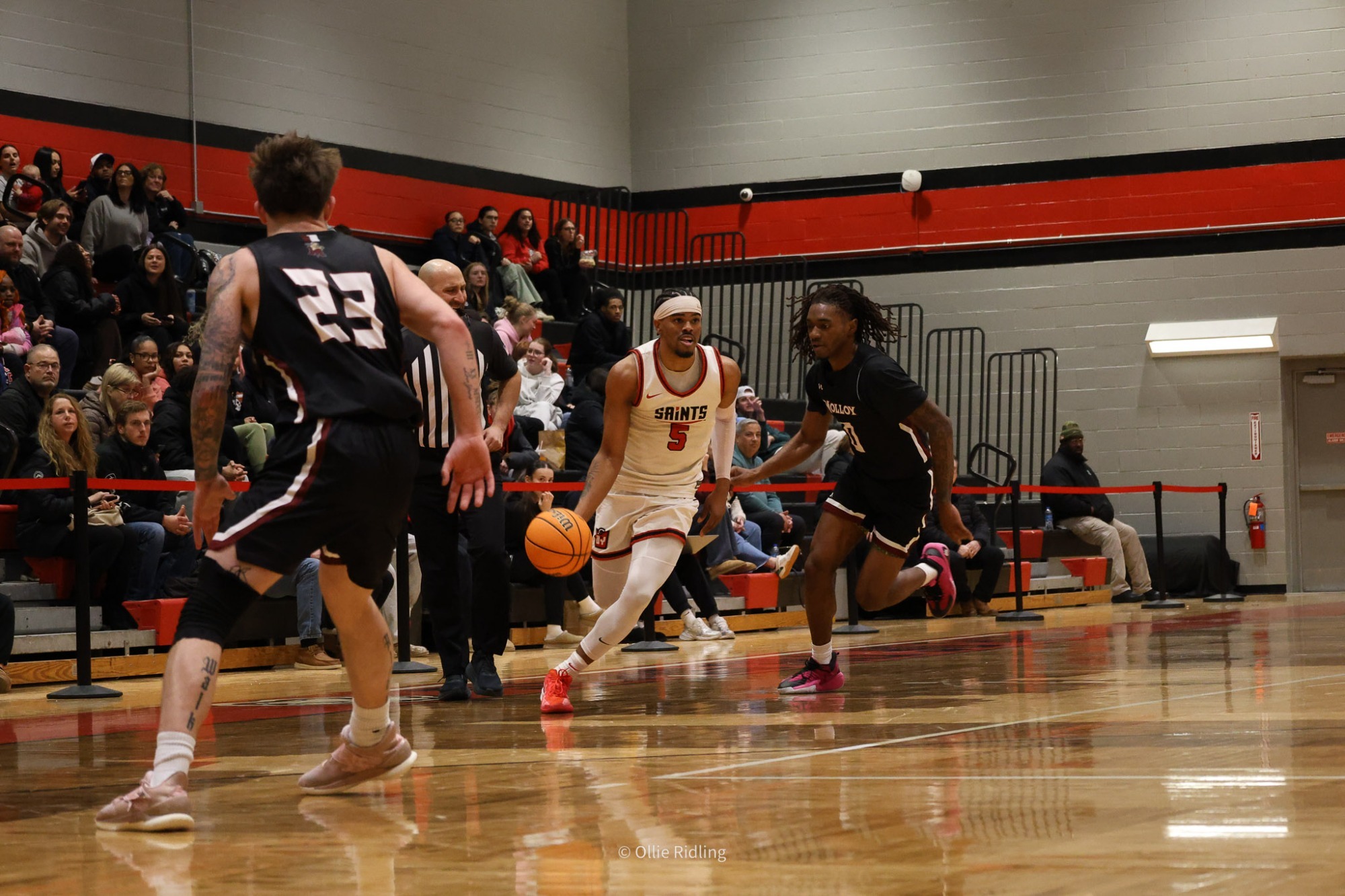 Warren driving the court