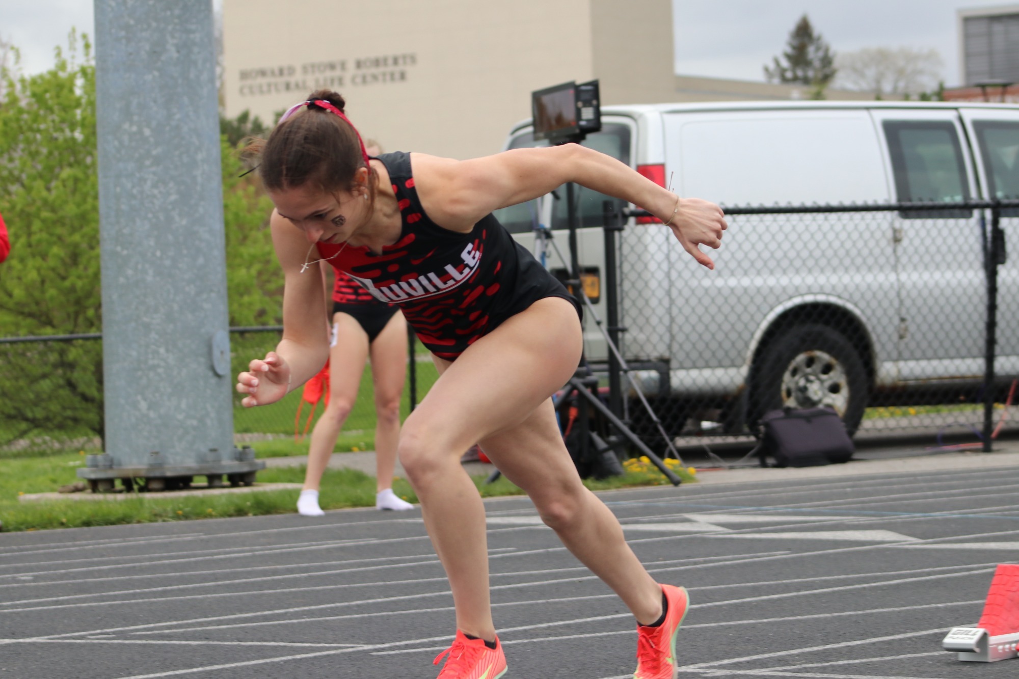 Capolupo running out of the starting blocks