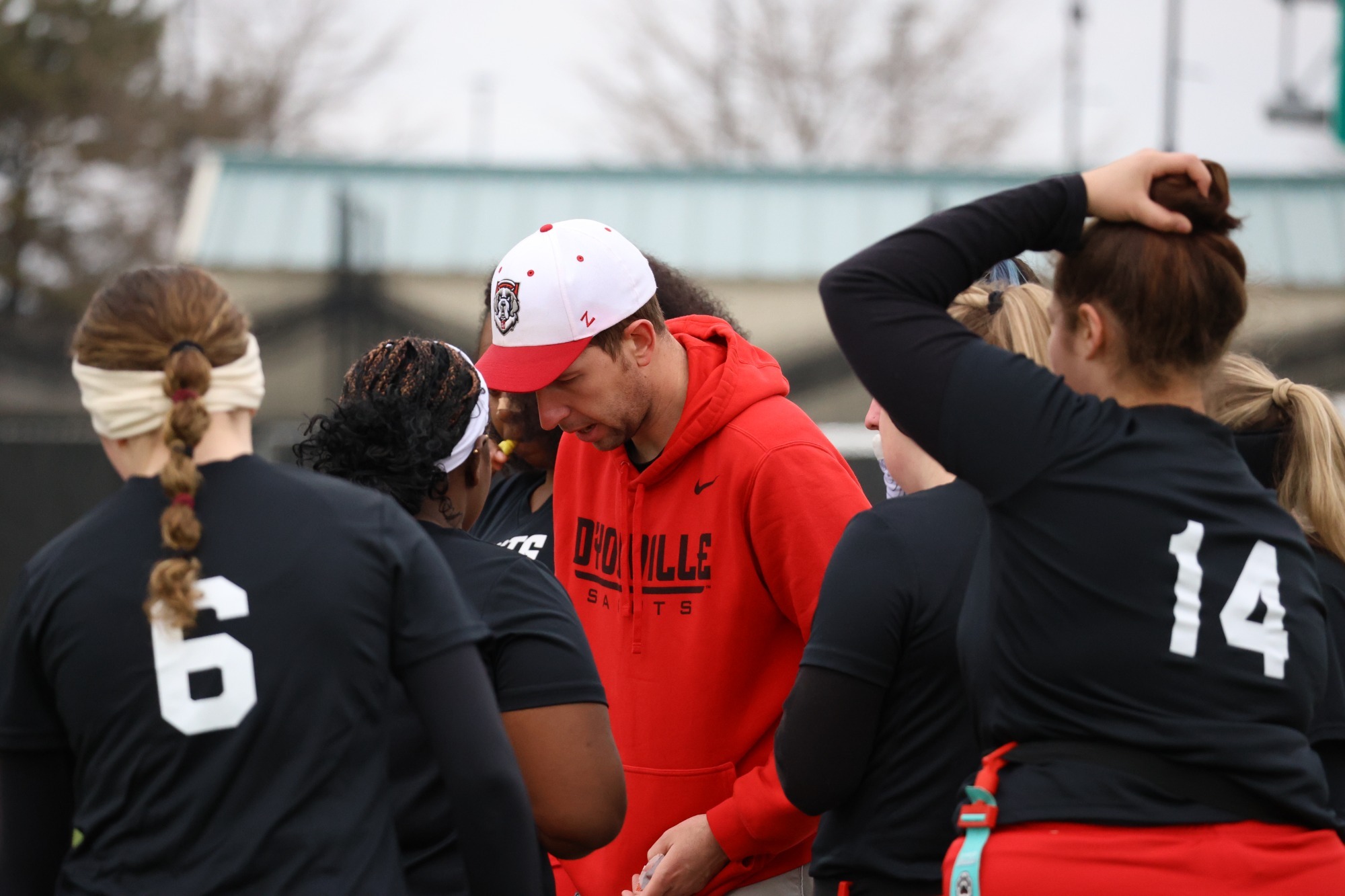 Weiss in the huddle