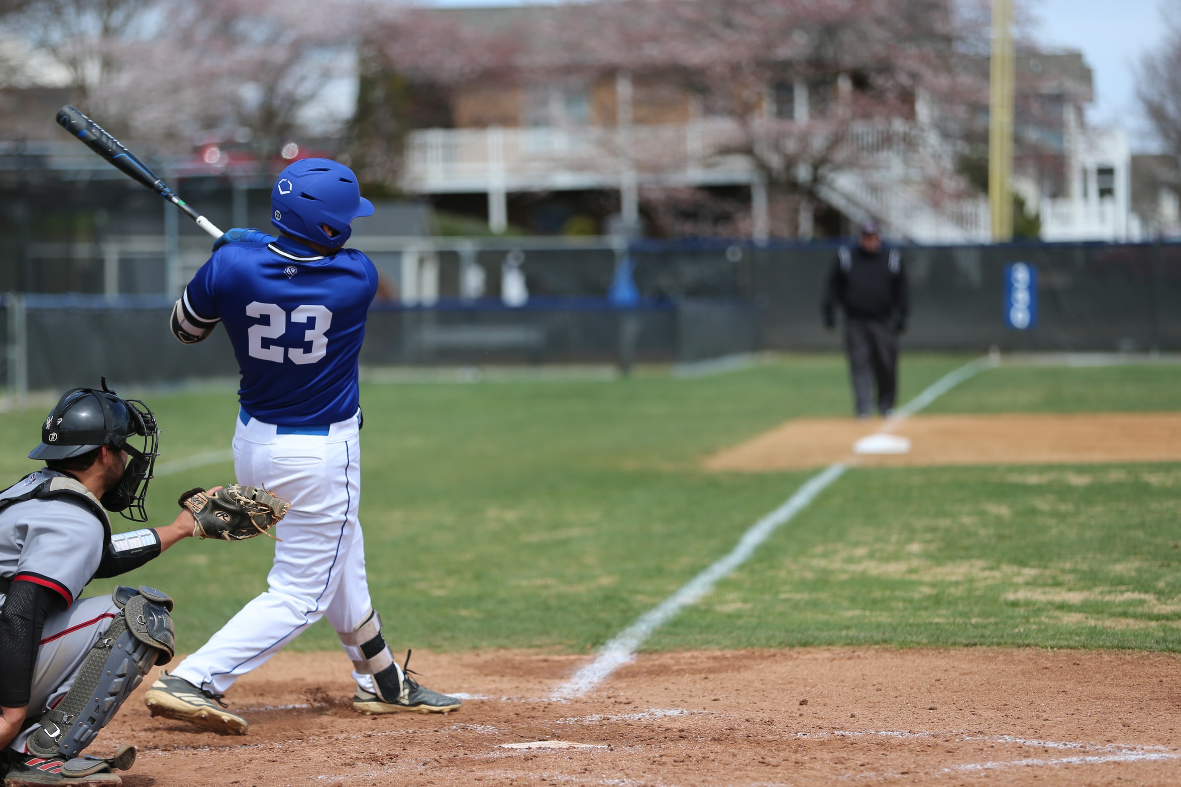 royals-drop-neutral-site-matchup-to-waynesburg-eastern-mennonite