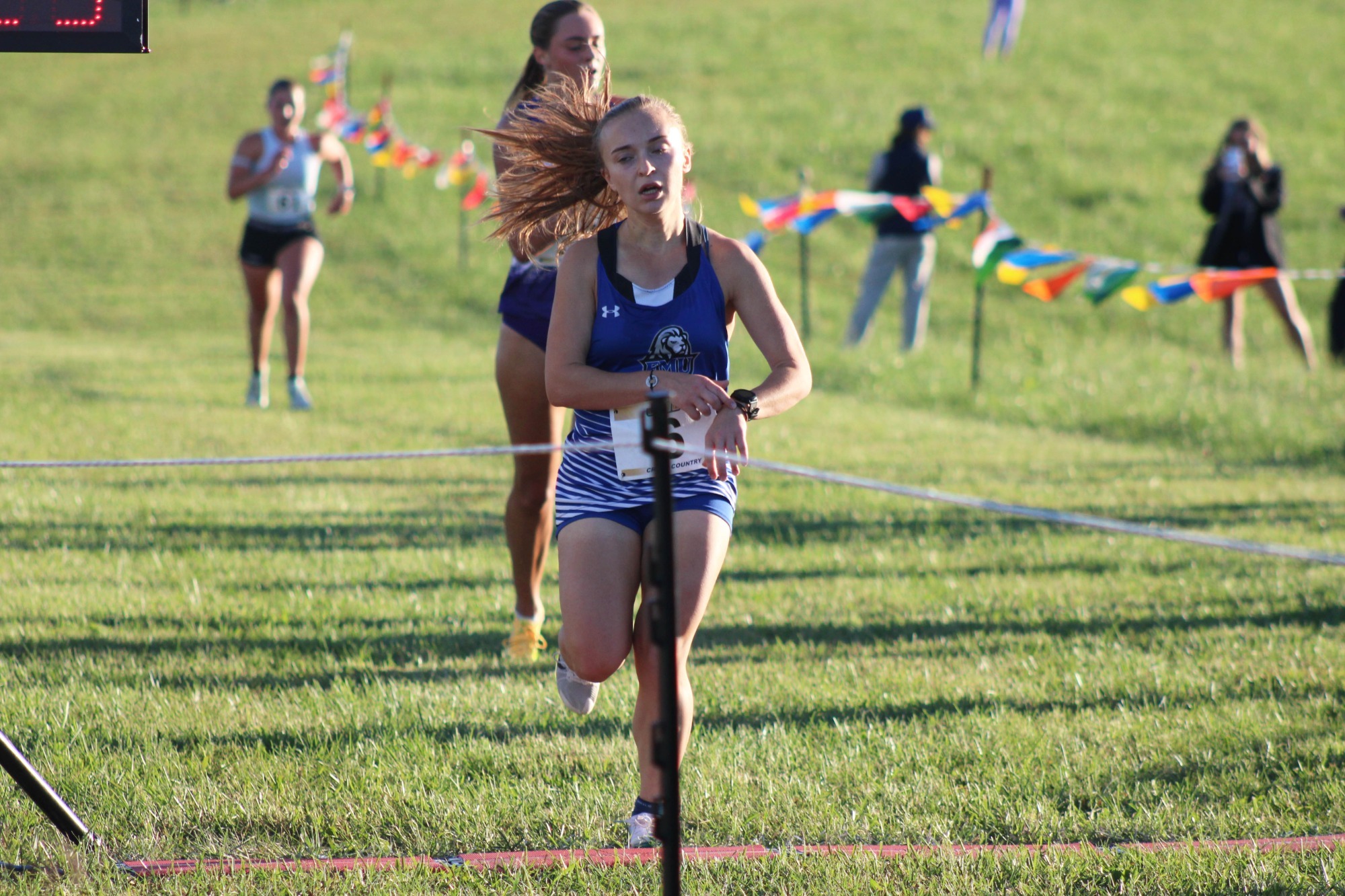 Erin Loker Finish Line JMU Invite 2026