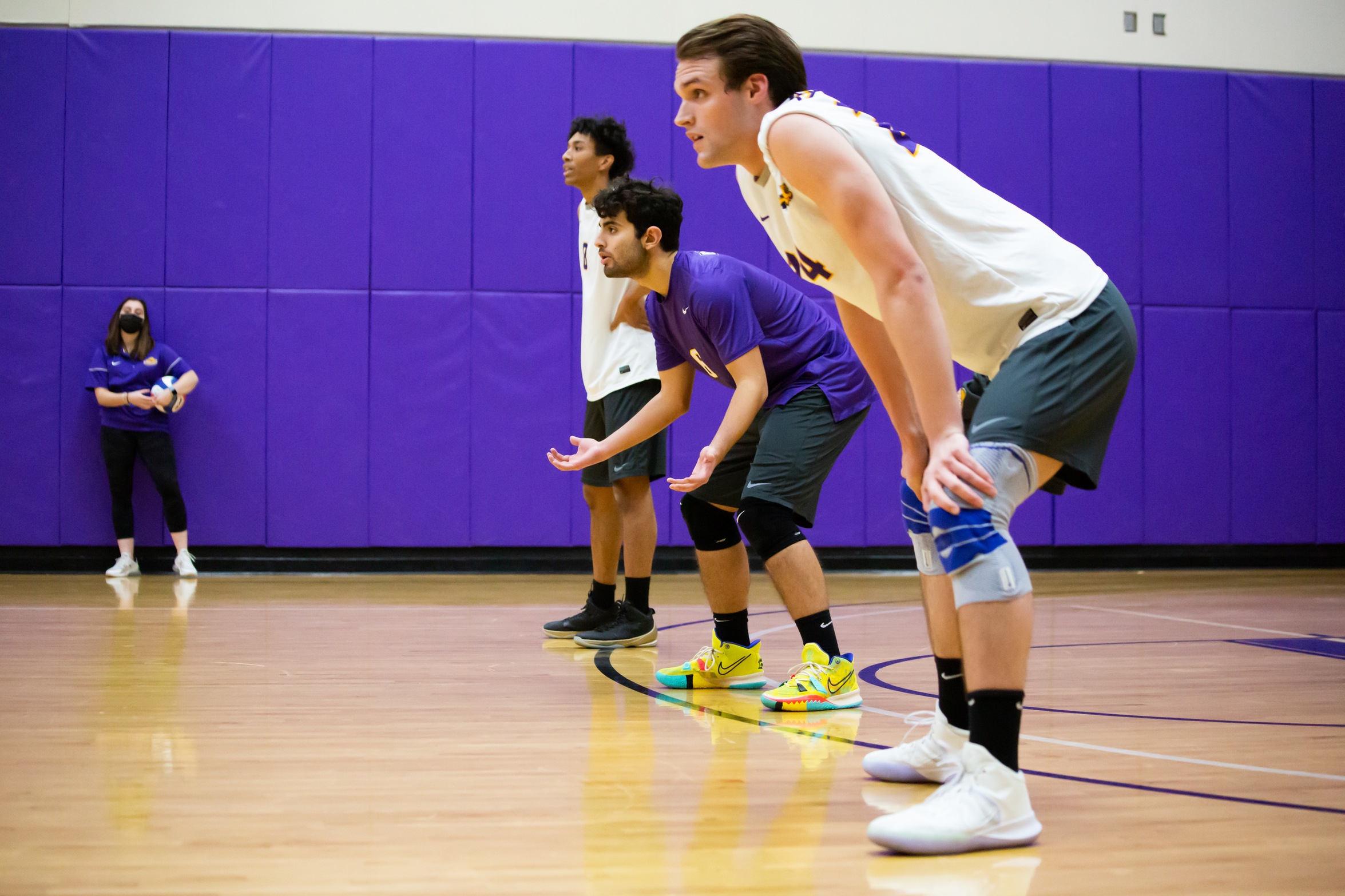 Men's Volleyball Falls to Wentworth Emerson College
