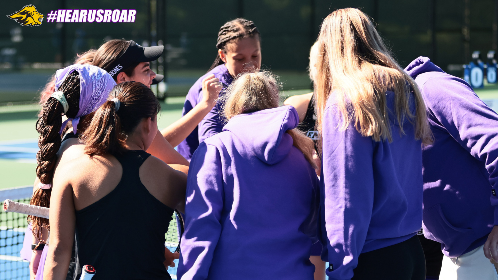 Women's Tennis Huddle