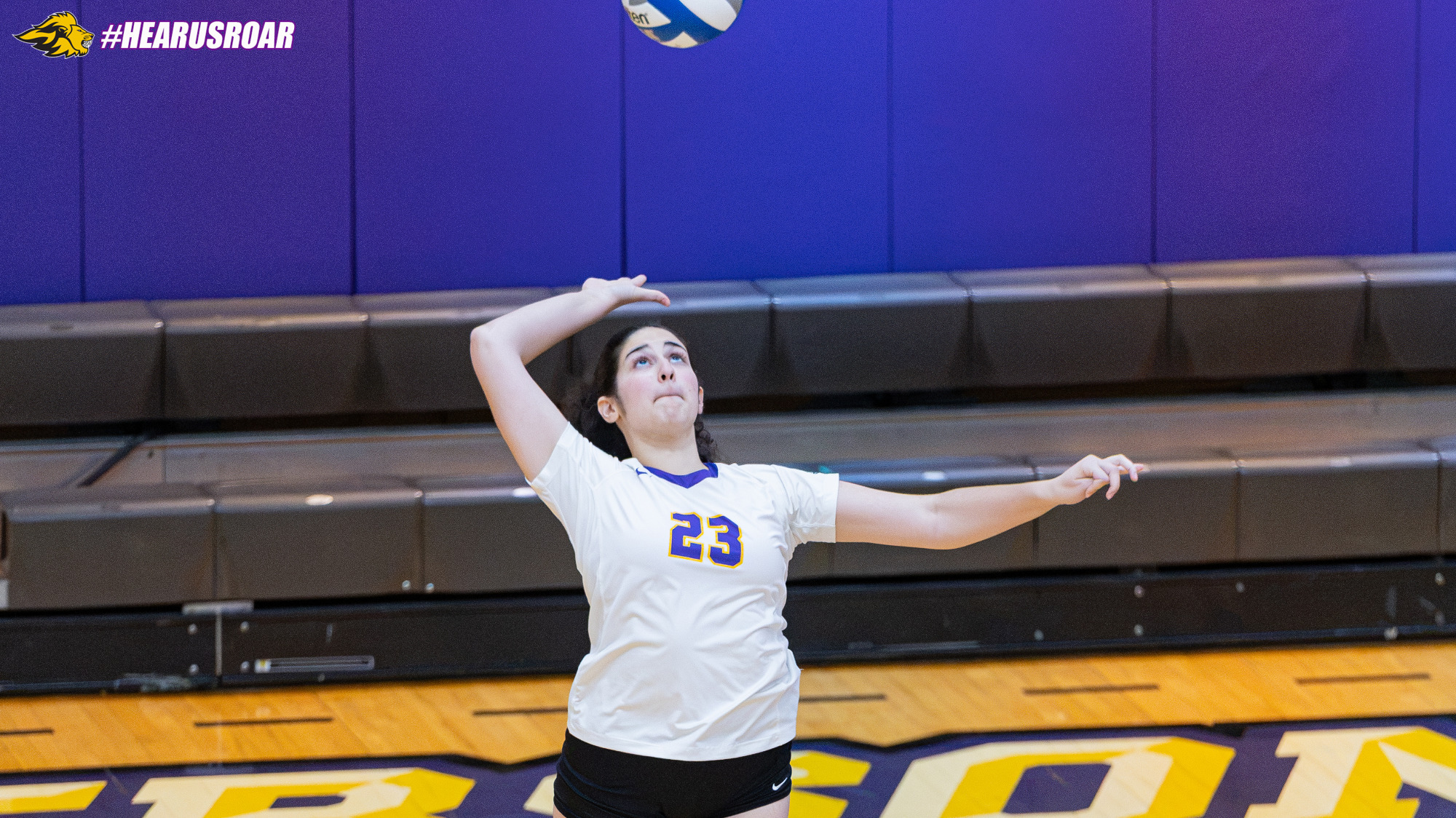 Sophia Schiappa serves against Dean