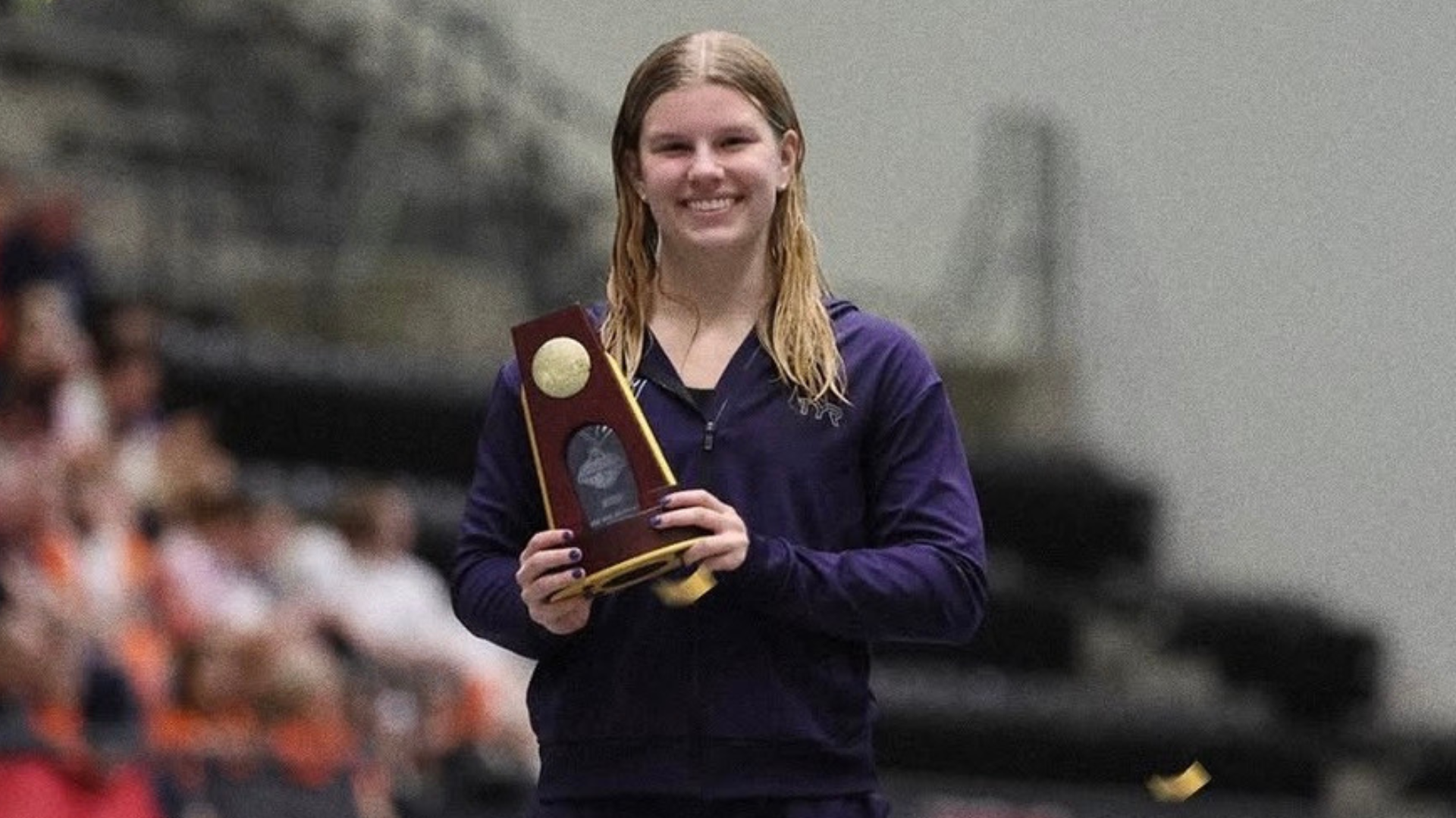 Lunn National Title 200 Back