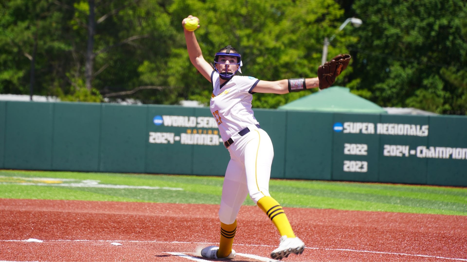 SB NCAA Berry - Thune