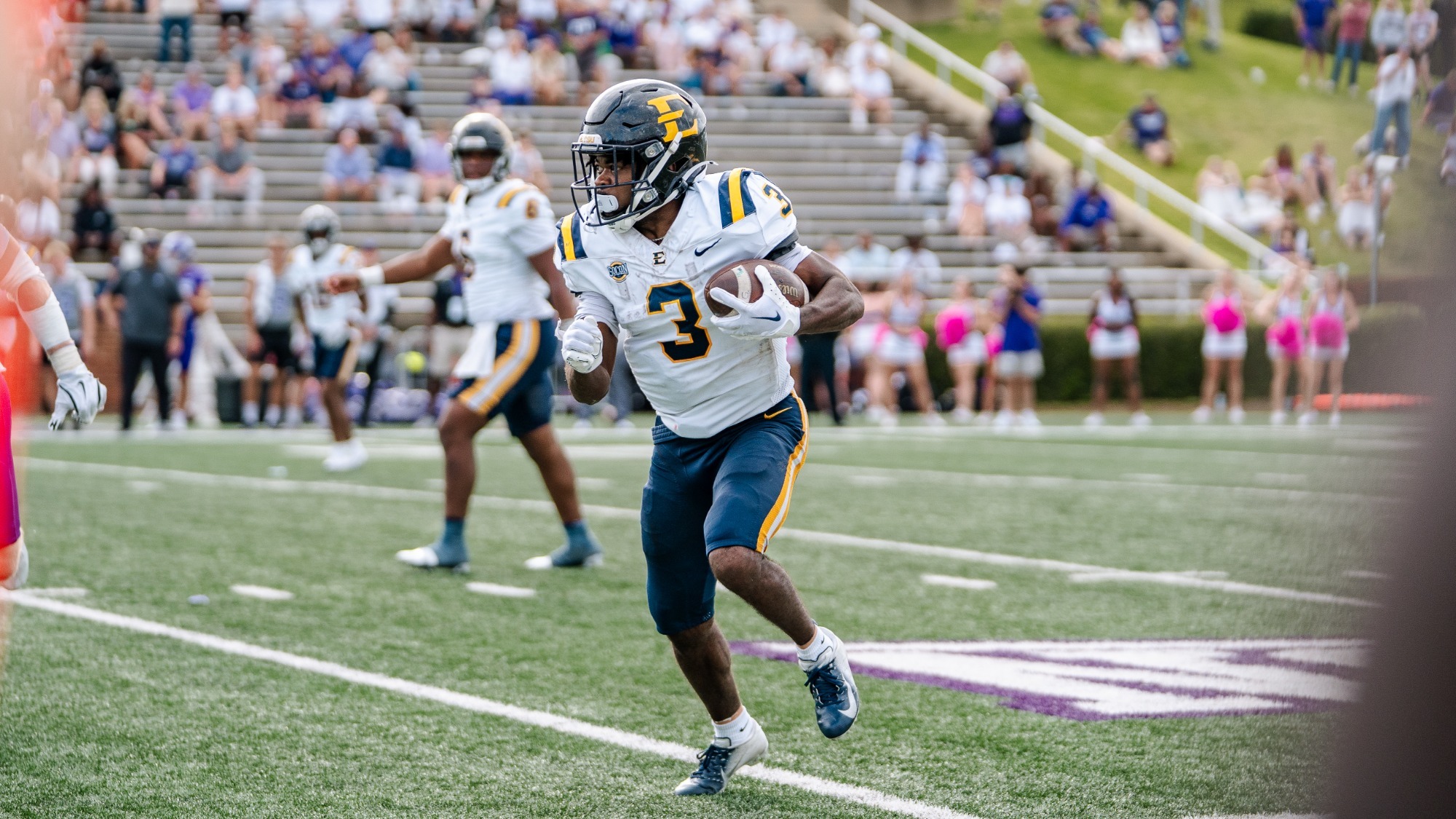 devontae-houston-furman