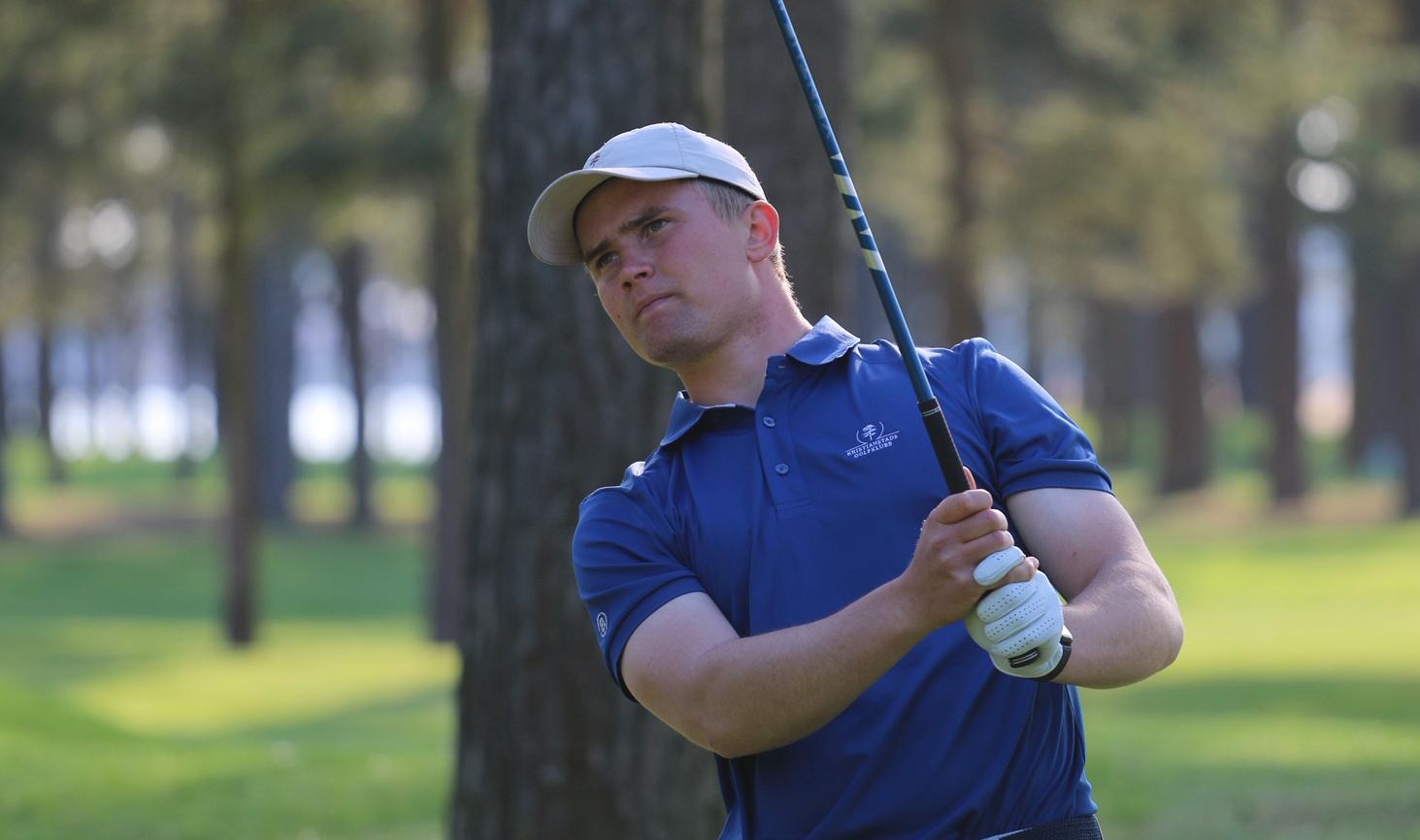 Tjarnberg_Erik_2526MGOLF_SIGNING_001