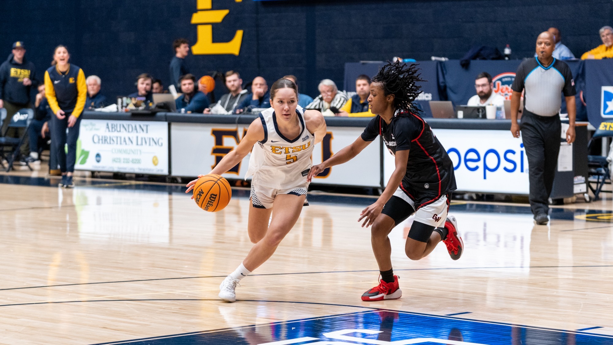 Gruttner_Gemma_2526WBB_GardnerWebb_OP_004