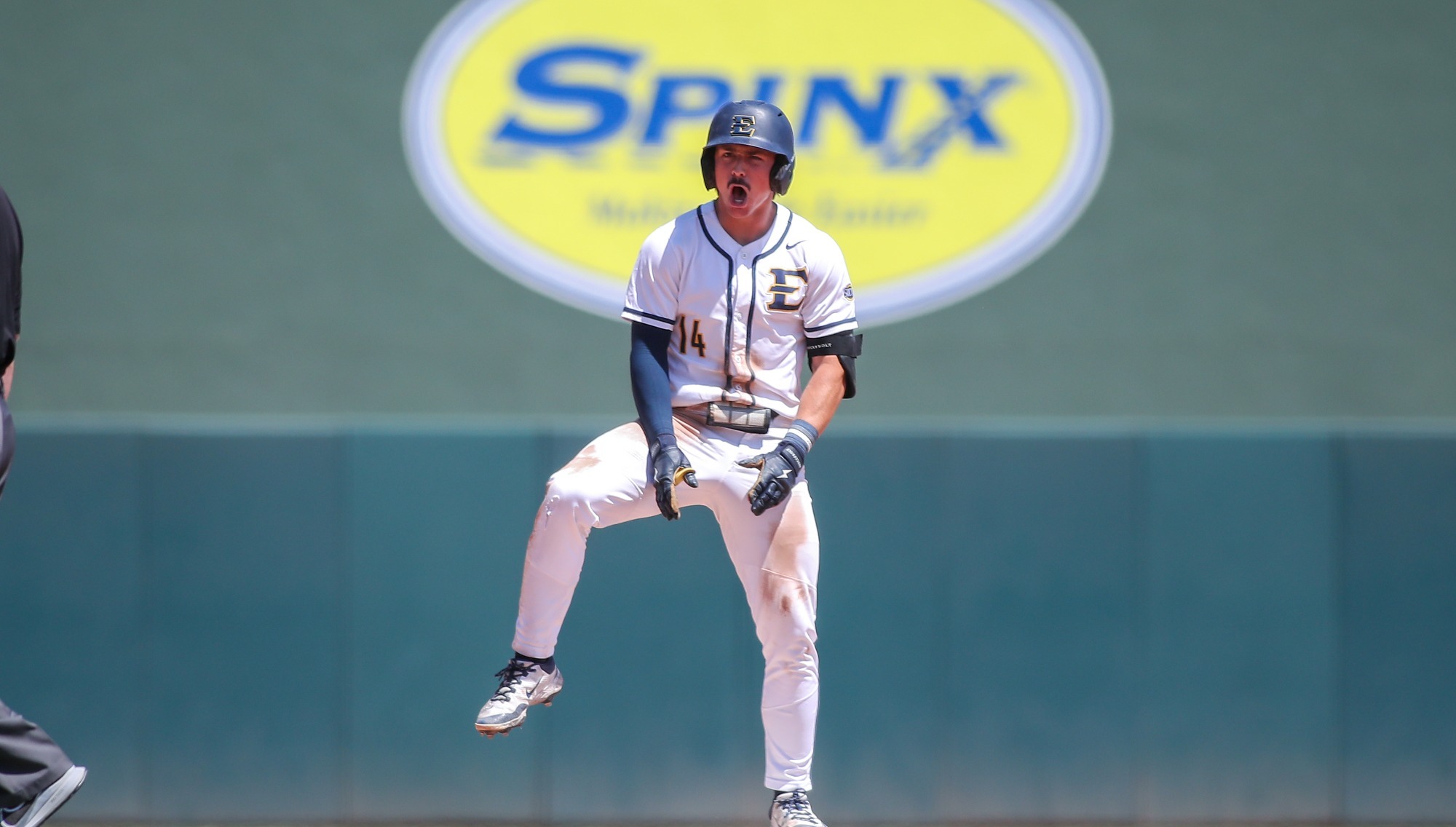 cody-miller-wcu-socon-tournament