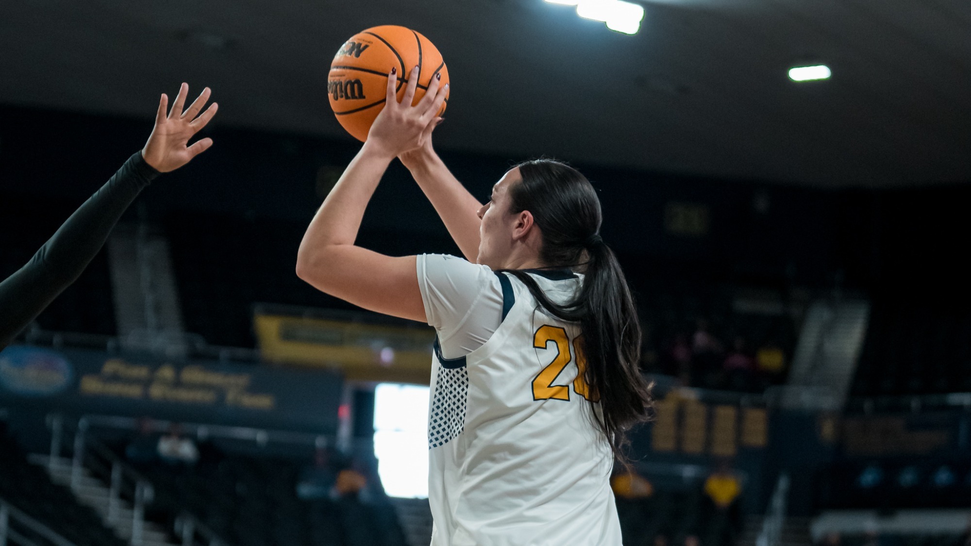 Downing_Meghan_2526WBB_Wofford1_SB_001