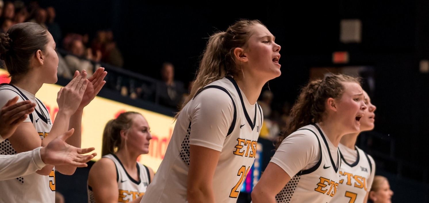 bench_2526WBB_Chattanooga1_SB_001