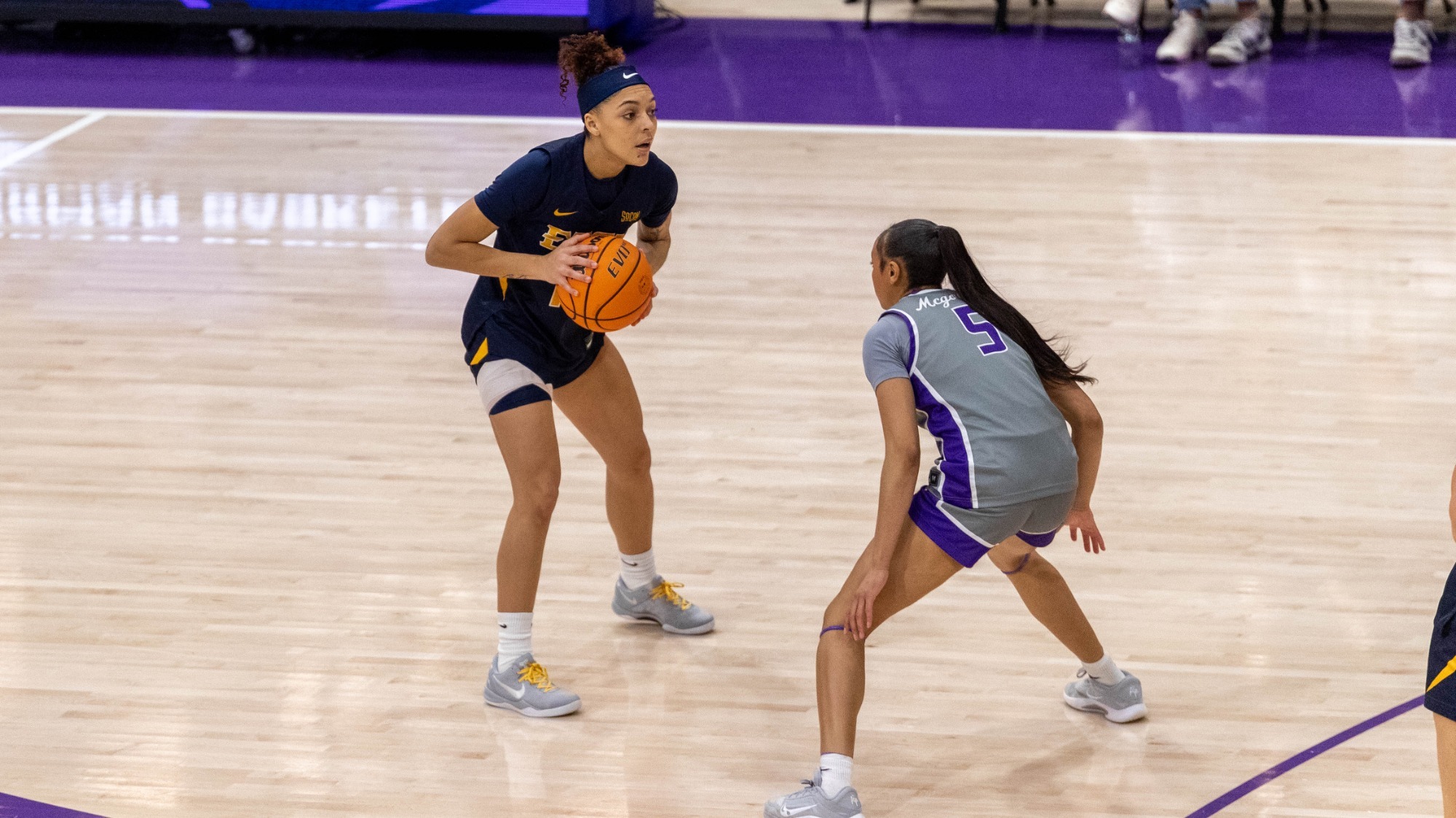 Richardson_Carmen_2526WBB_Furman2_DL_001