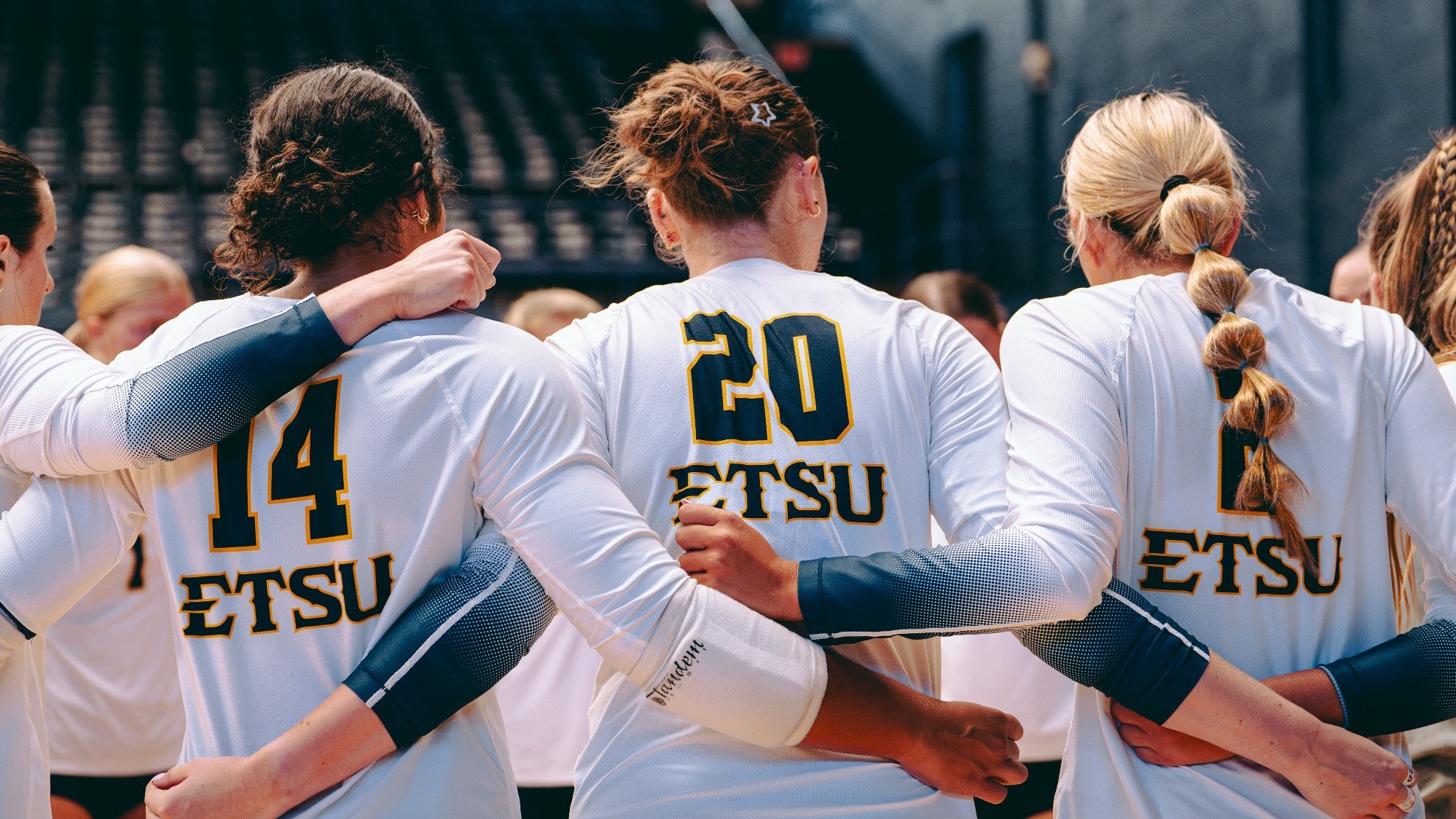 Group Photo vs. Akron