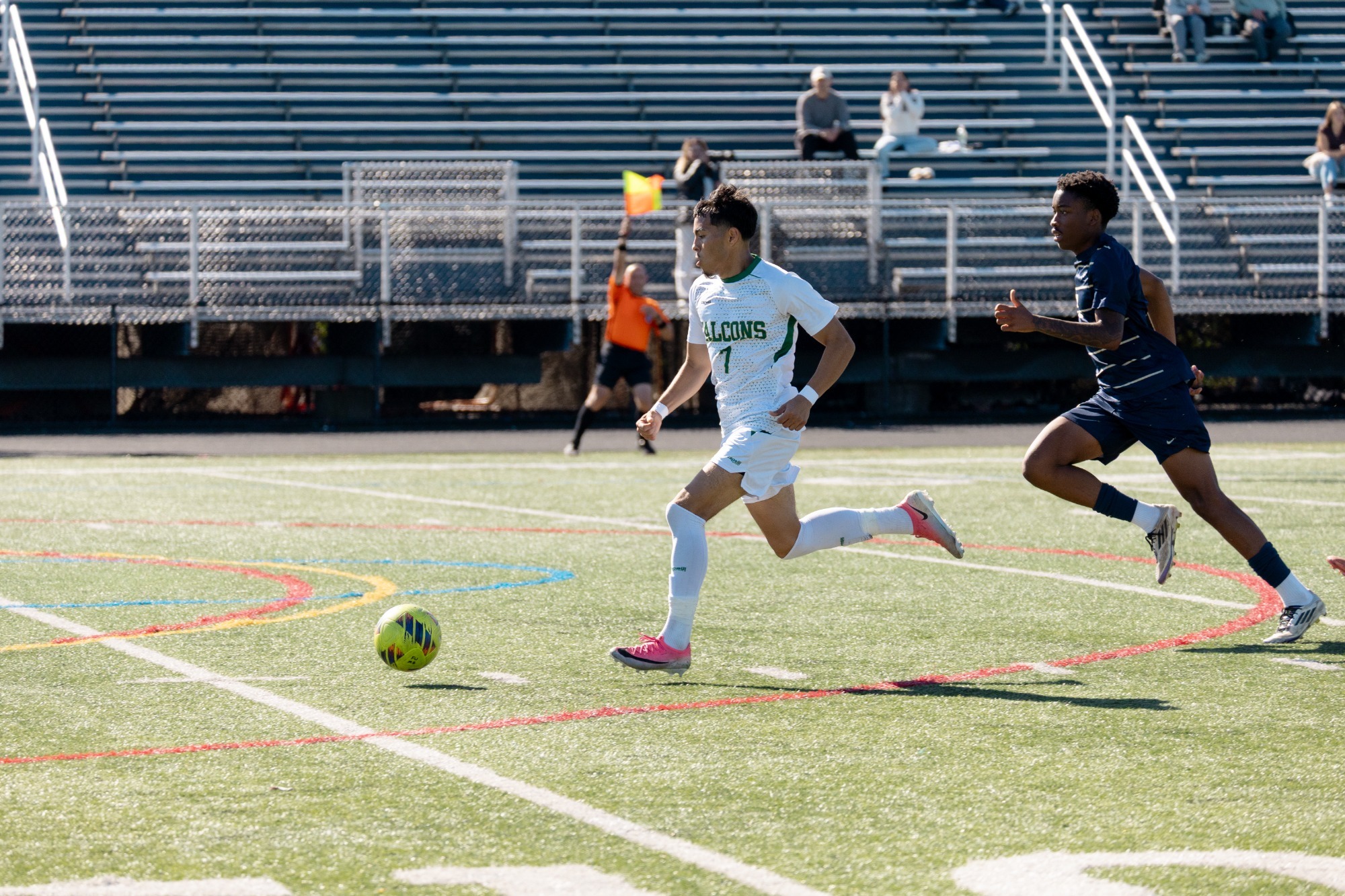 Anthony Gomez on the attack.