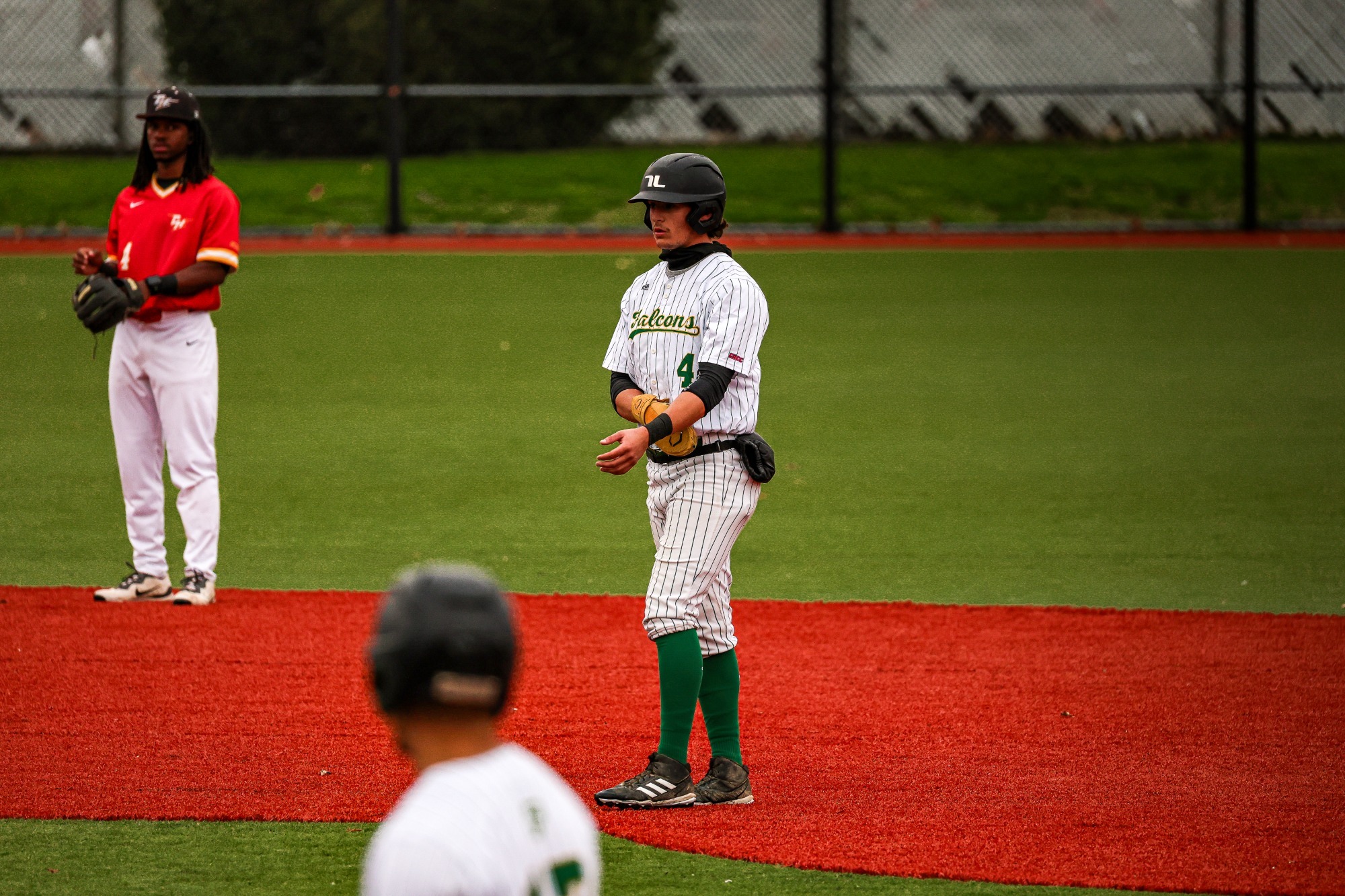 Haiden Walters takes lead off second base.