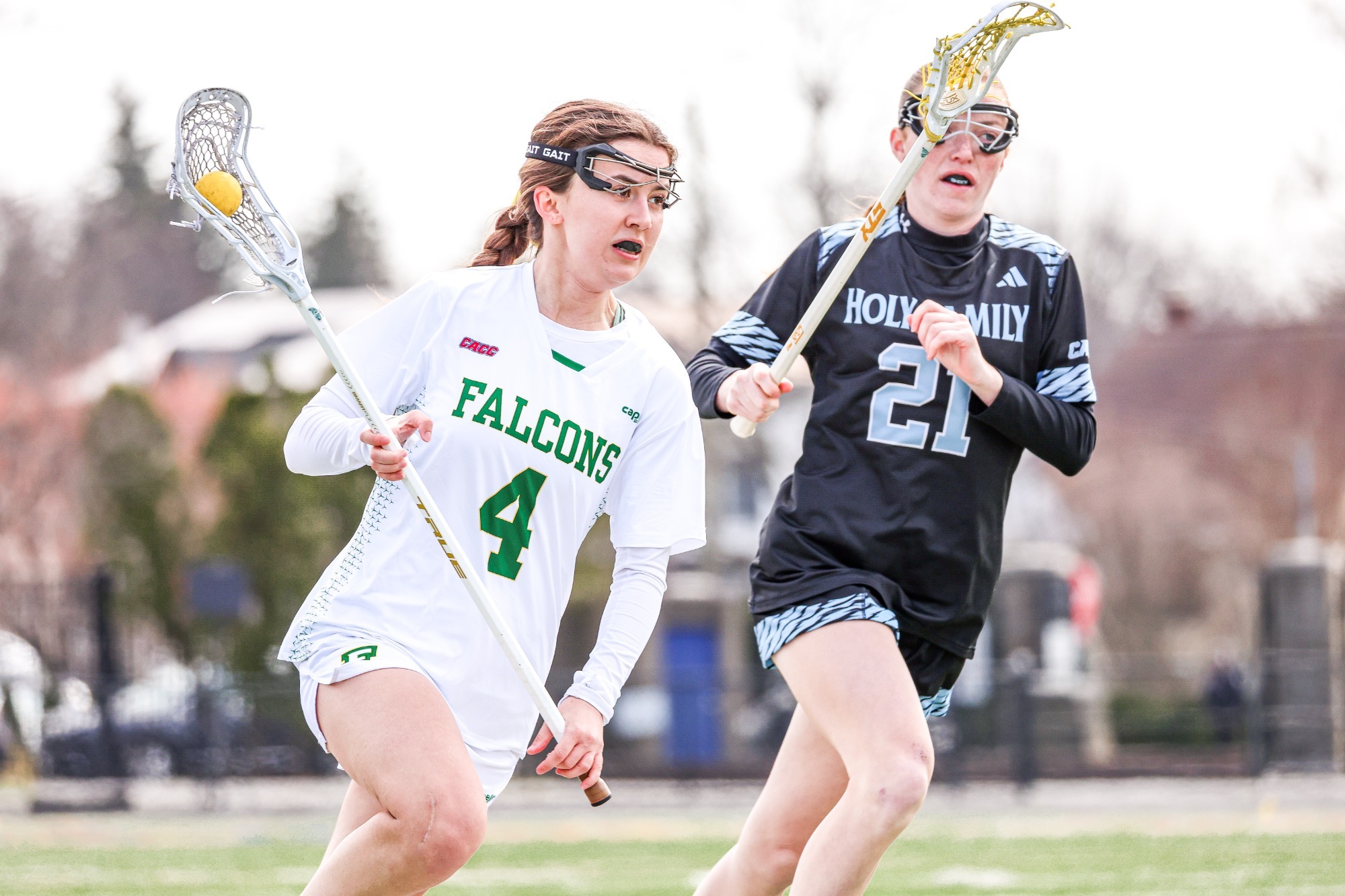 Mackenzie Fox attacking the goal