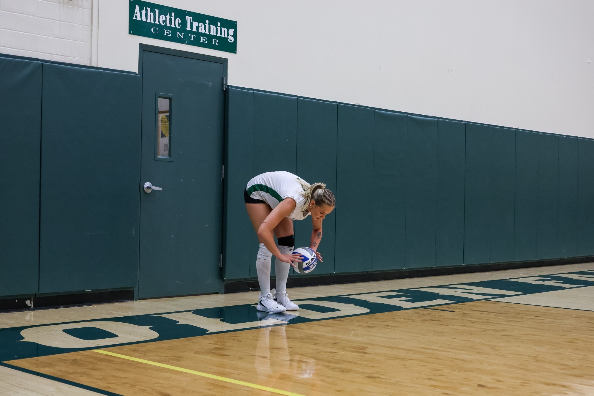 Sandra Galas' routine before serving