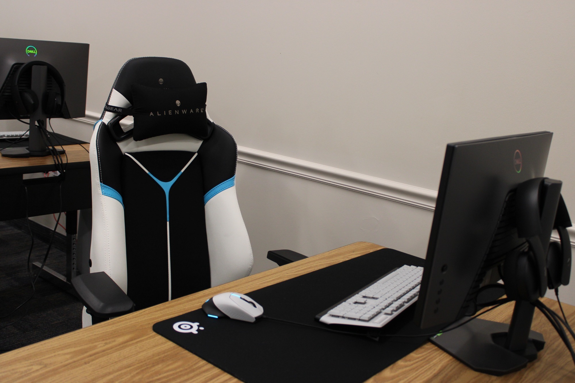 Esports computer equipment