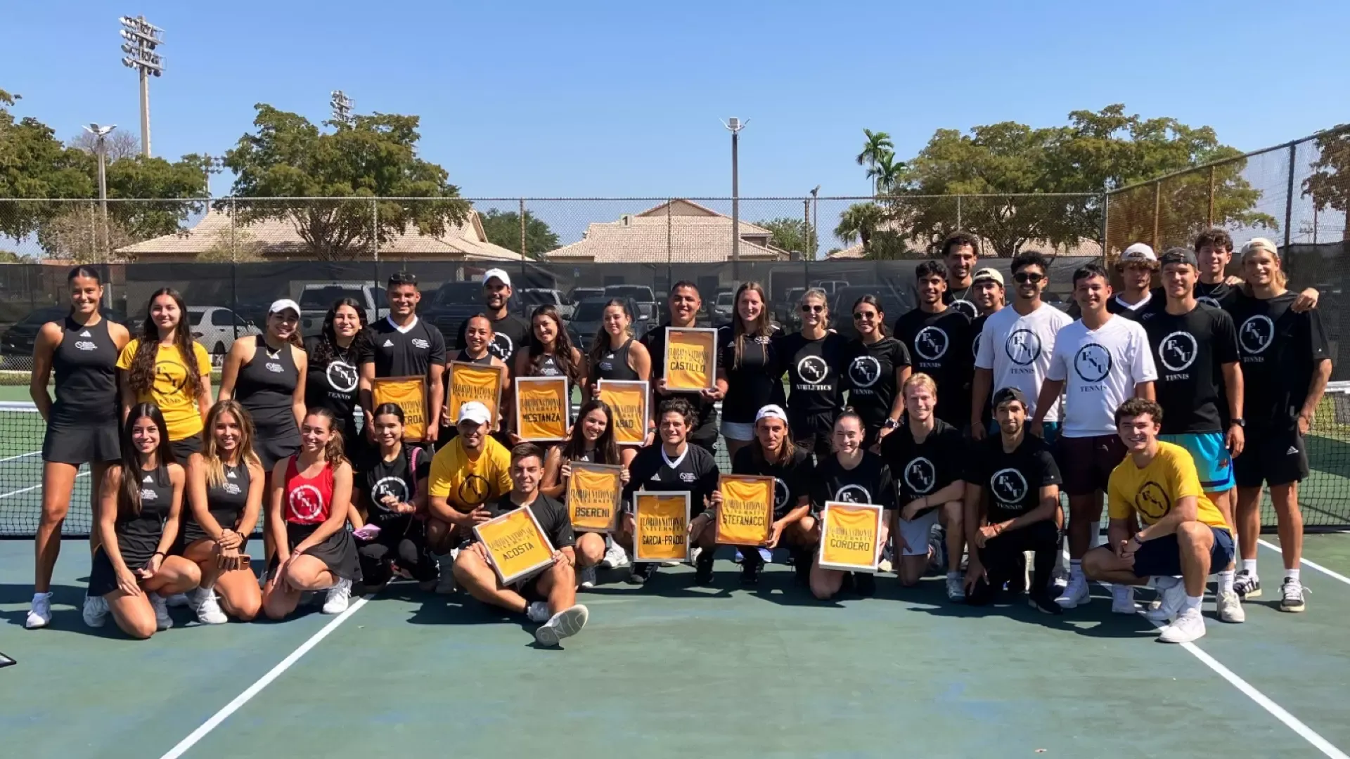 FNU seniors group picture on senior day