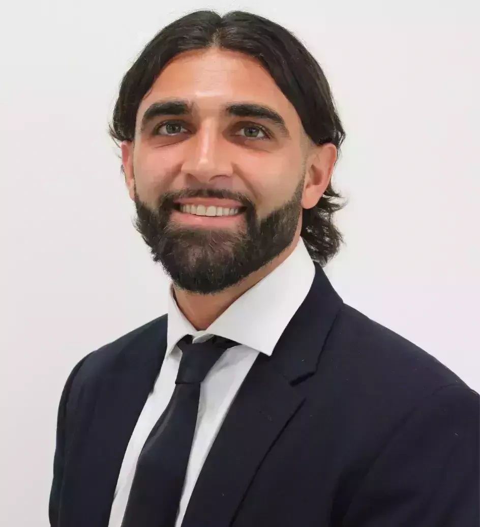 Gonzalo Rudolf Headshot 2025