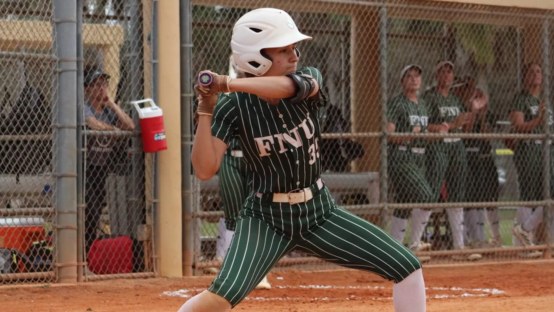 Isabella Silva batting at home 2026