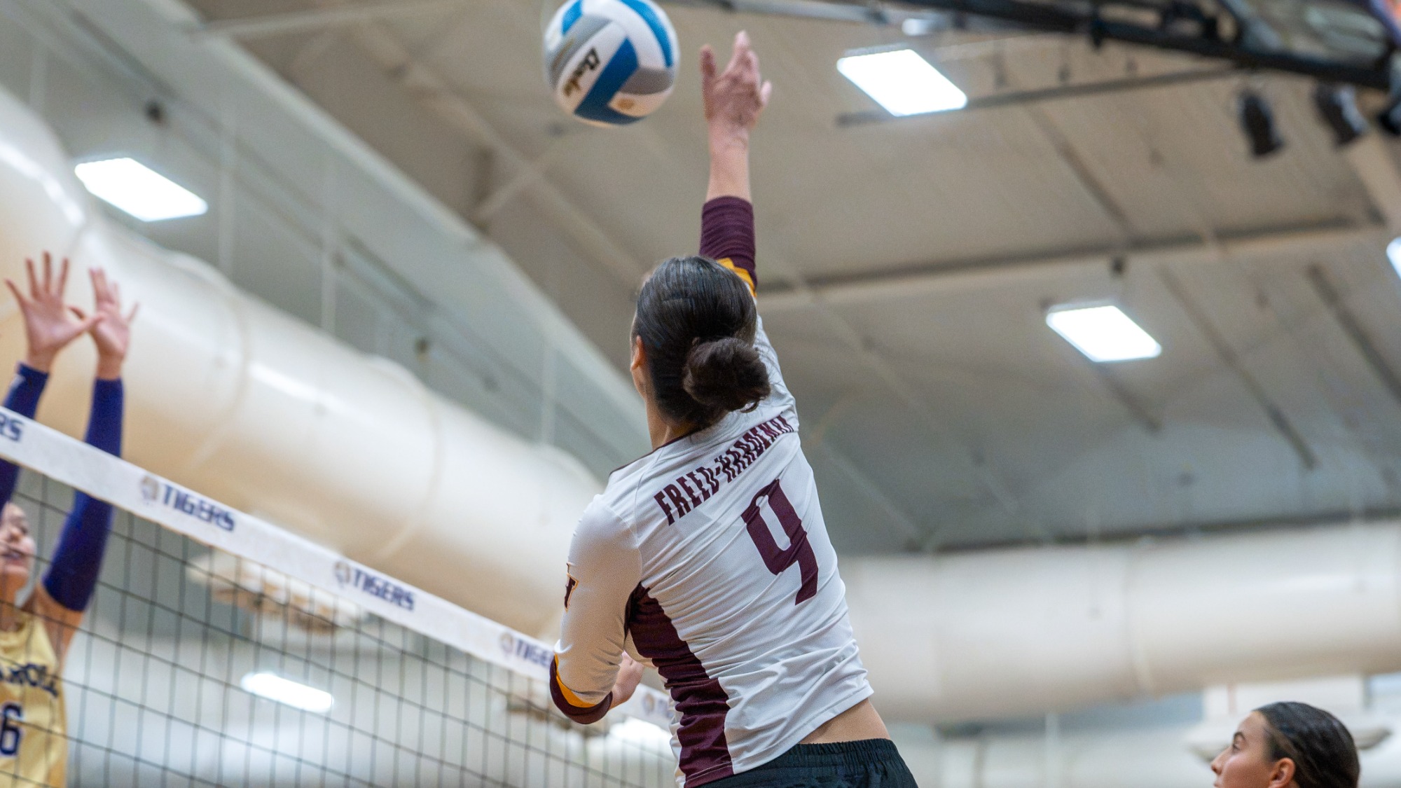 FHU volleyball at the ONU Tournament