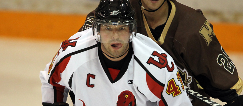 Reid 201112 Men's Hockey University of Calgary Athletics