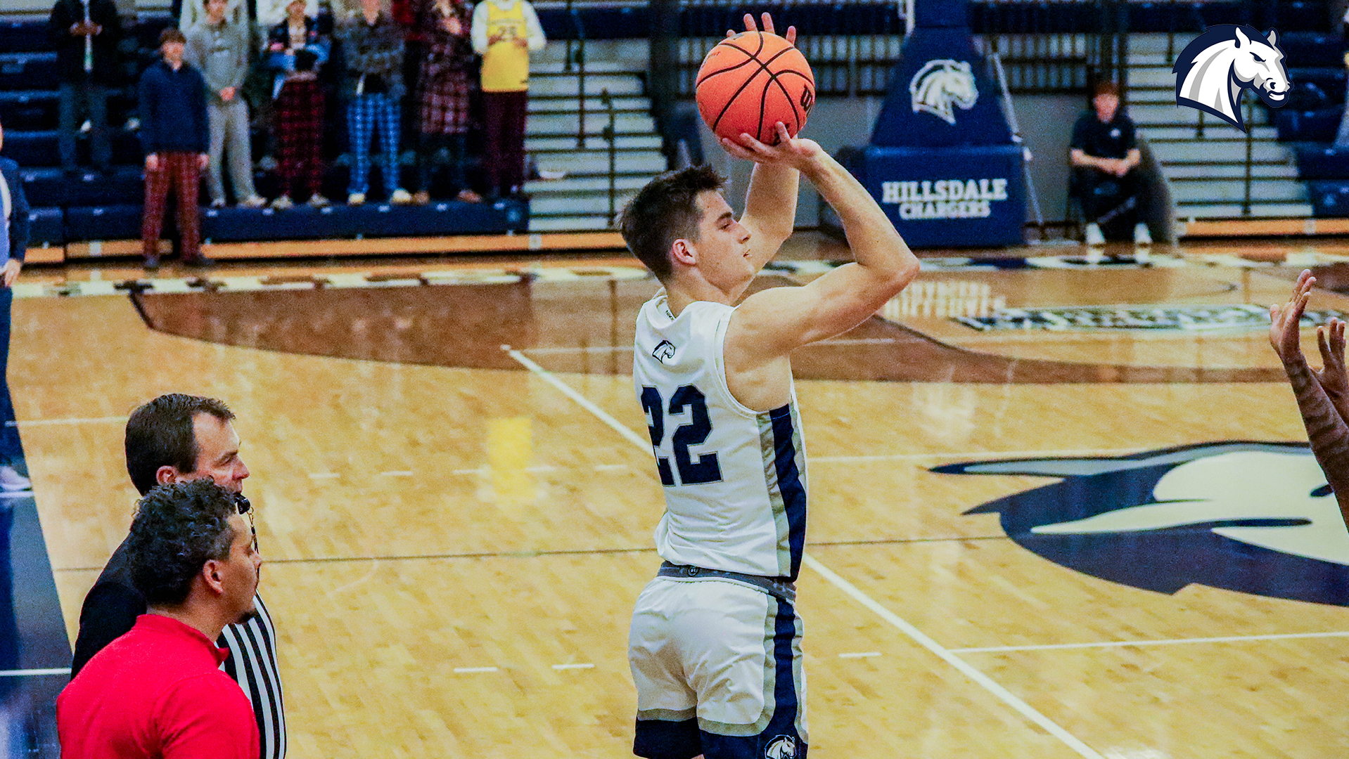 Hillsdale's Tommy Morgan takes a 3-pointer in a contest against Andrews on Nov. 19, 2025.