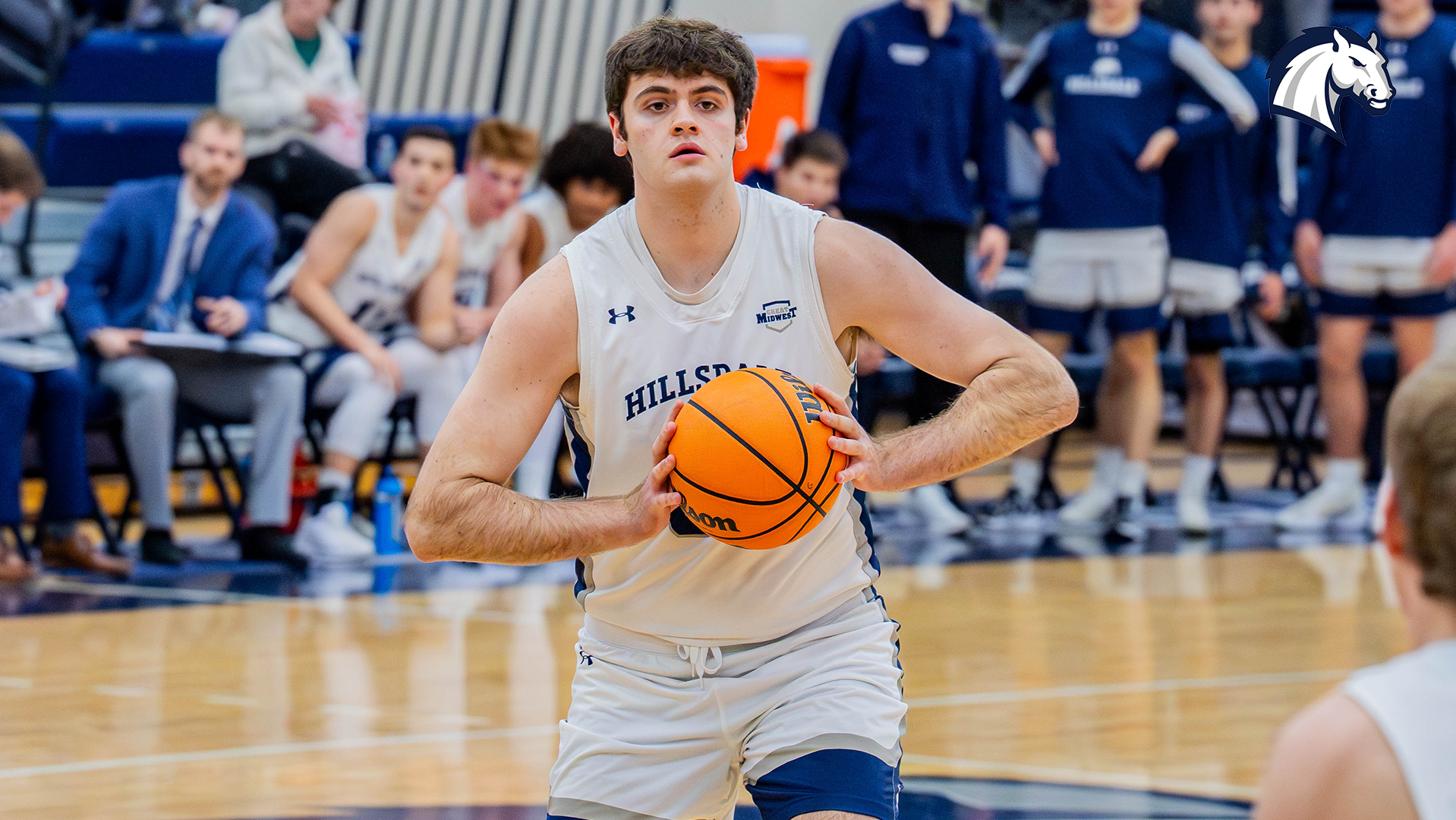 Hillsdale's CJ Yarian lines up a chest pass during a game against Tiffin on Feb. 5, 2026.