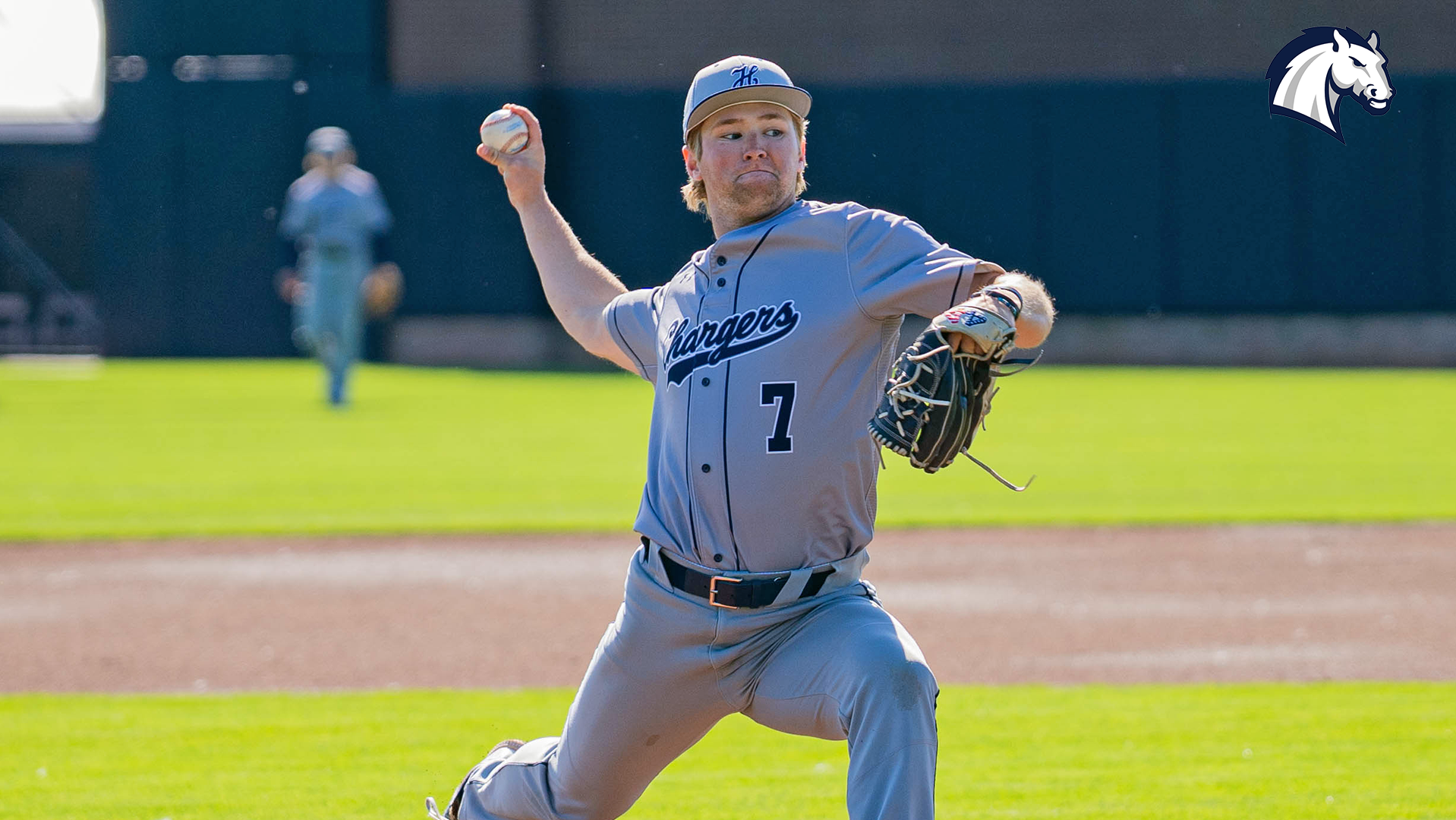 Hillsdale's Logan McLaughlin delivers a pitch during a G-MAC Tournament game against Findlay on May 7, 2026.
