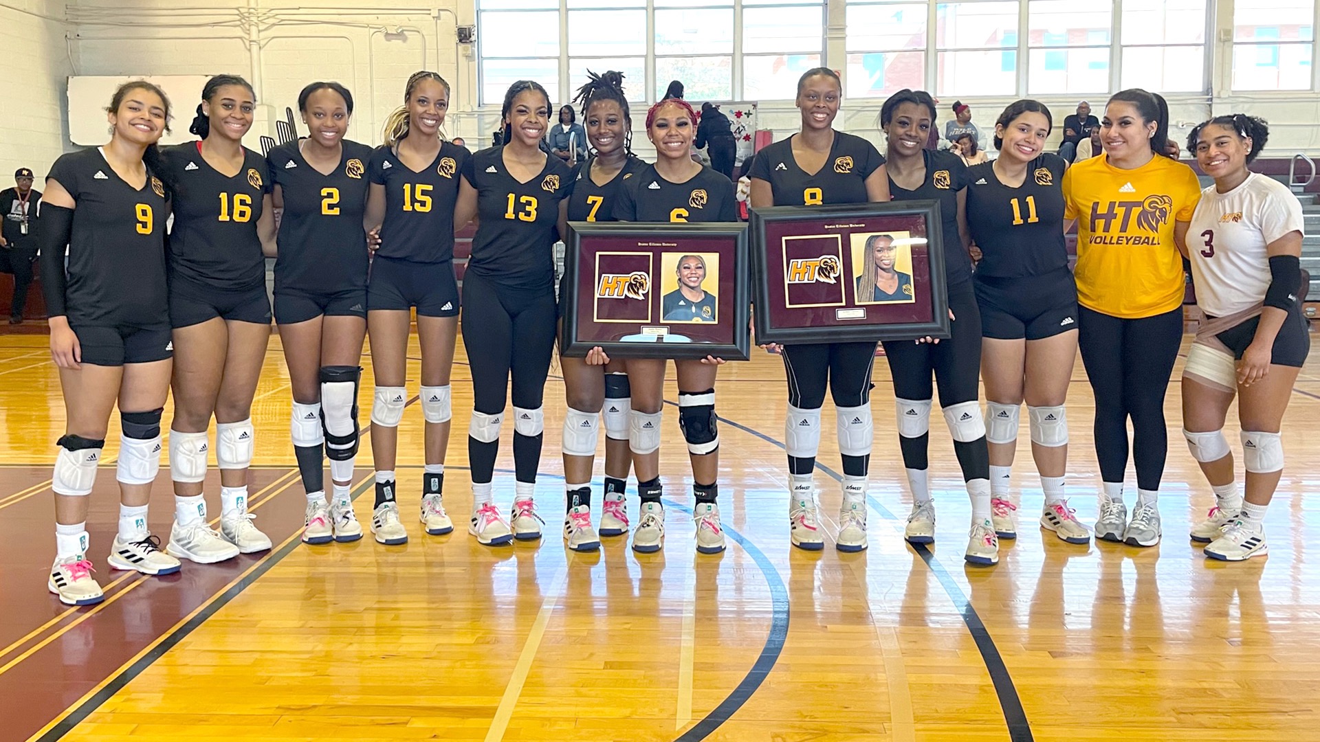 Jarvis Shoots Past The Lady Rams - Huston-Tillotson University