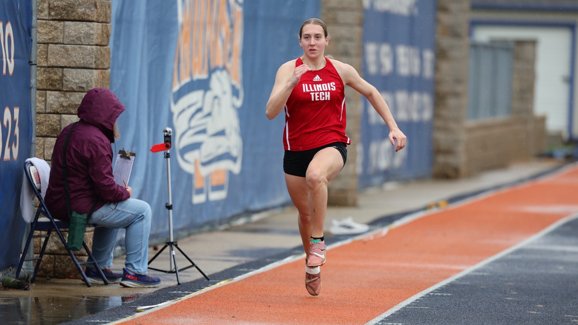 Kailey Nicholas at Wheaton College Invite 3-31-26