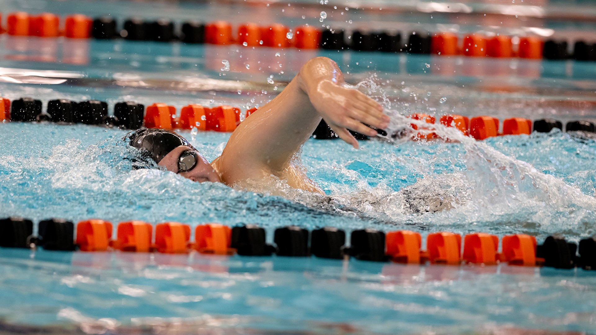 Mallory Gentry swimming