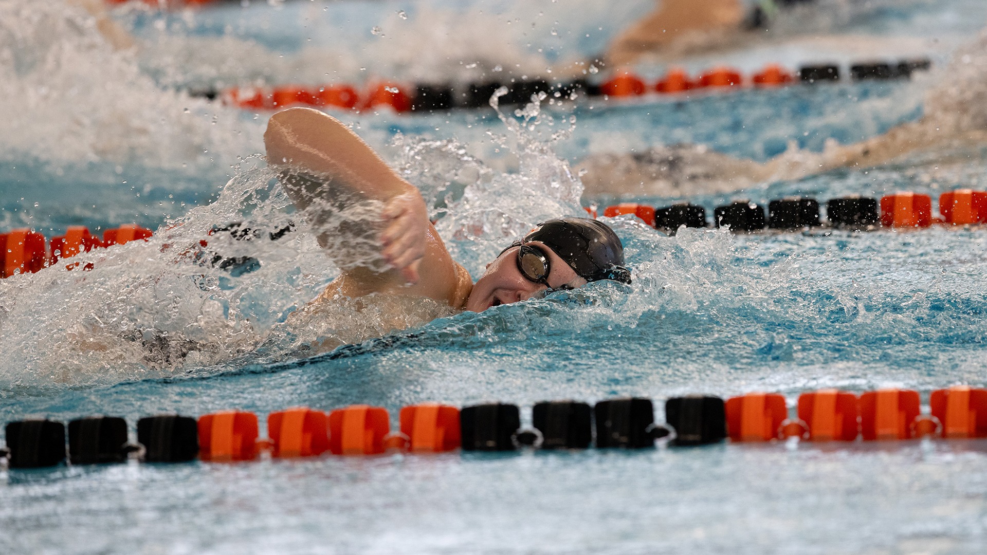 Mallory Gentry swimming