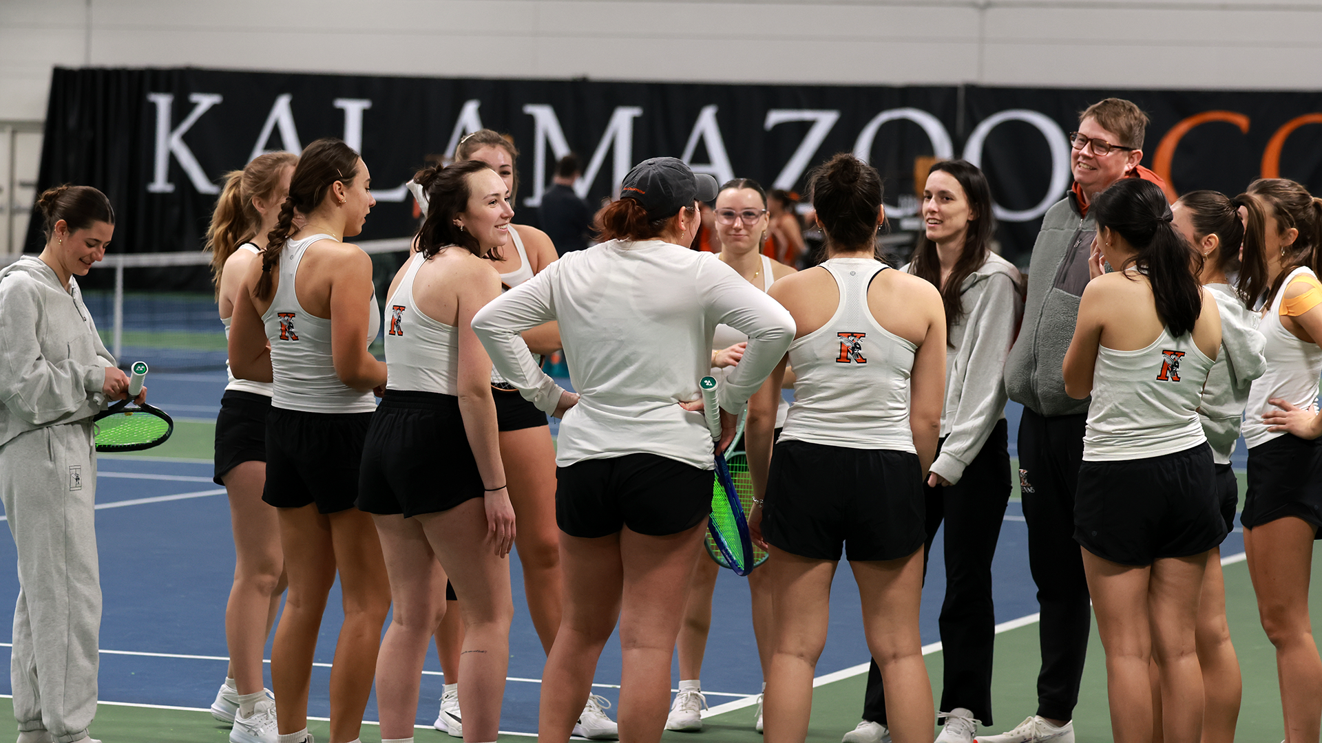 Kalamazoo College women's tennis team on the court