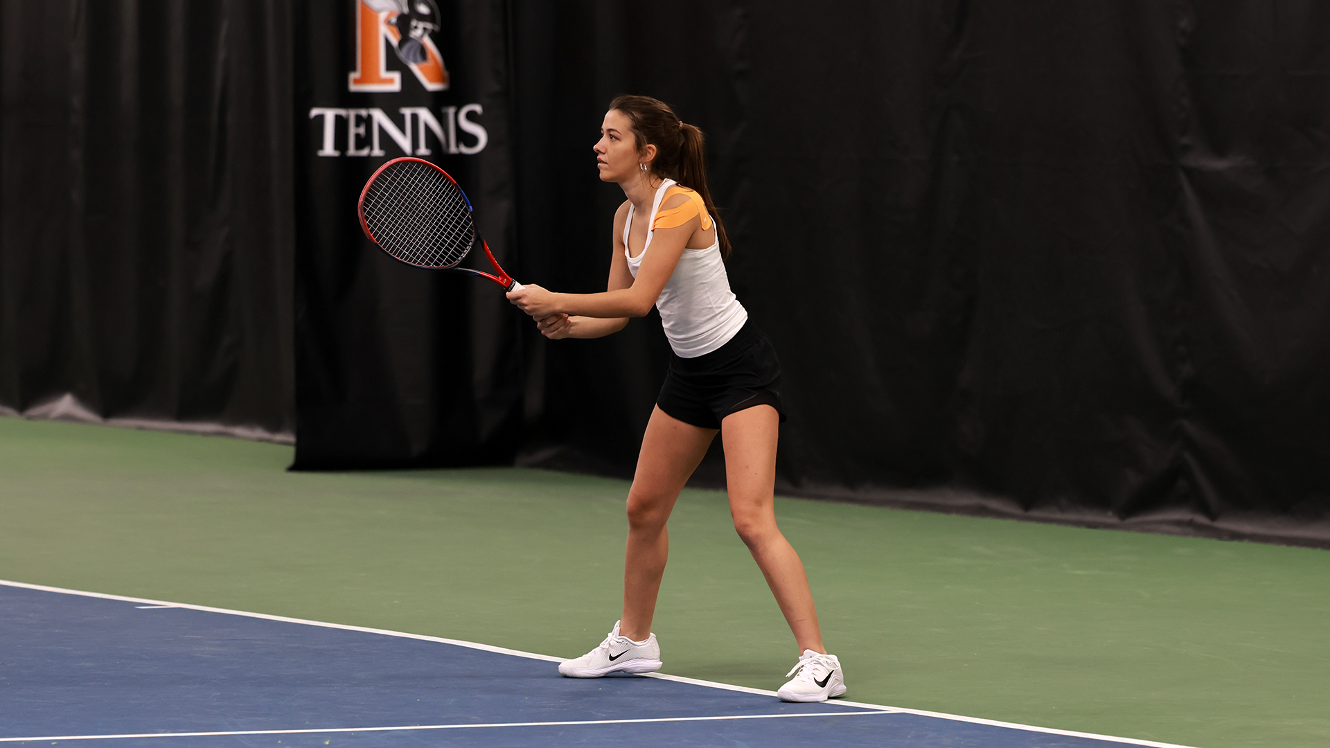 Soussana Kimbouris playing tennis