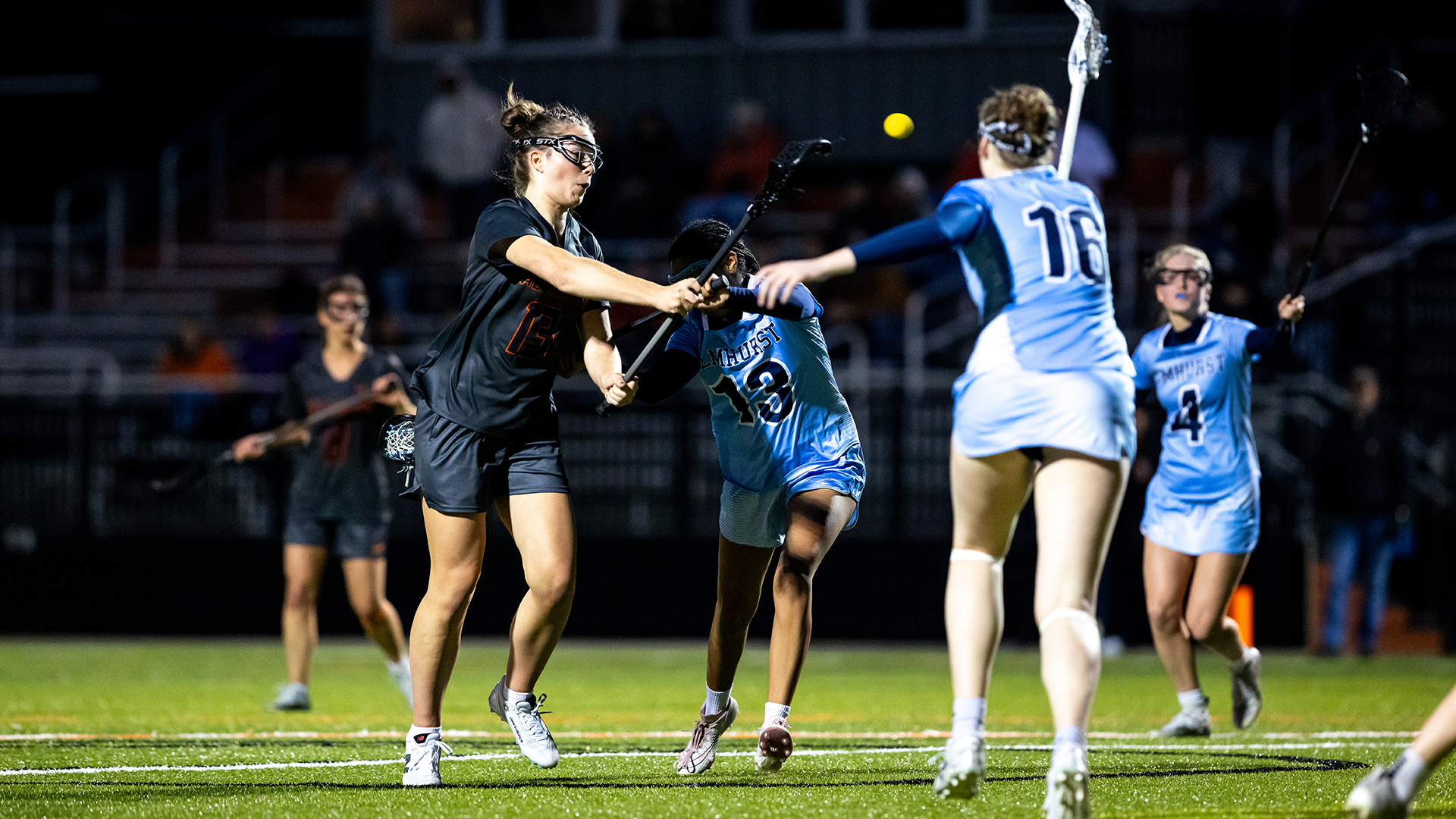 Tessa Fuller playing lacrosse