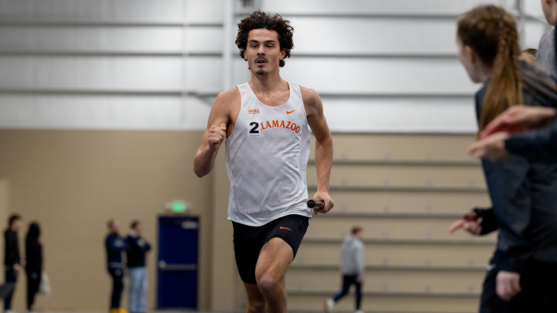 Bram Derksen running track