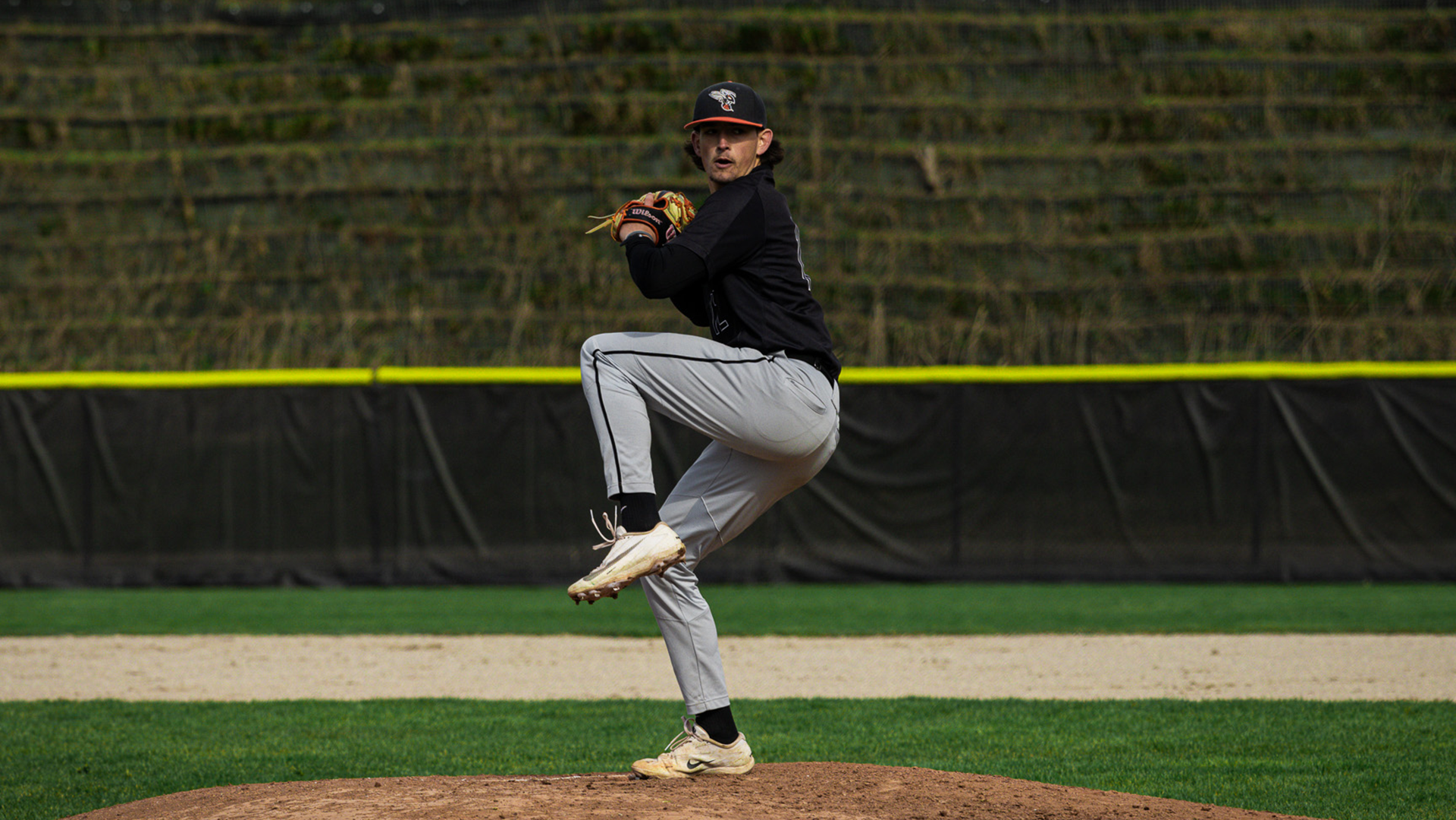 Robert Ahlgren playing baseball