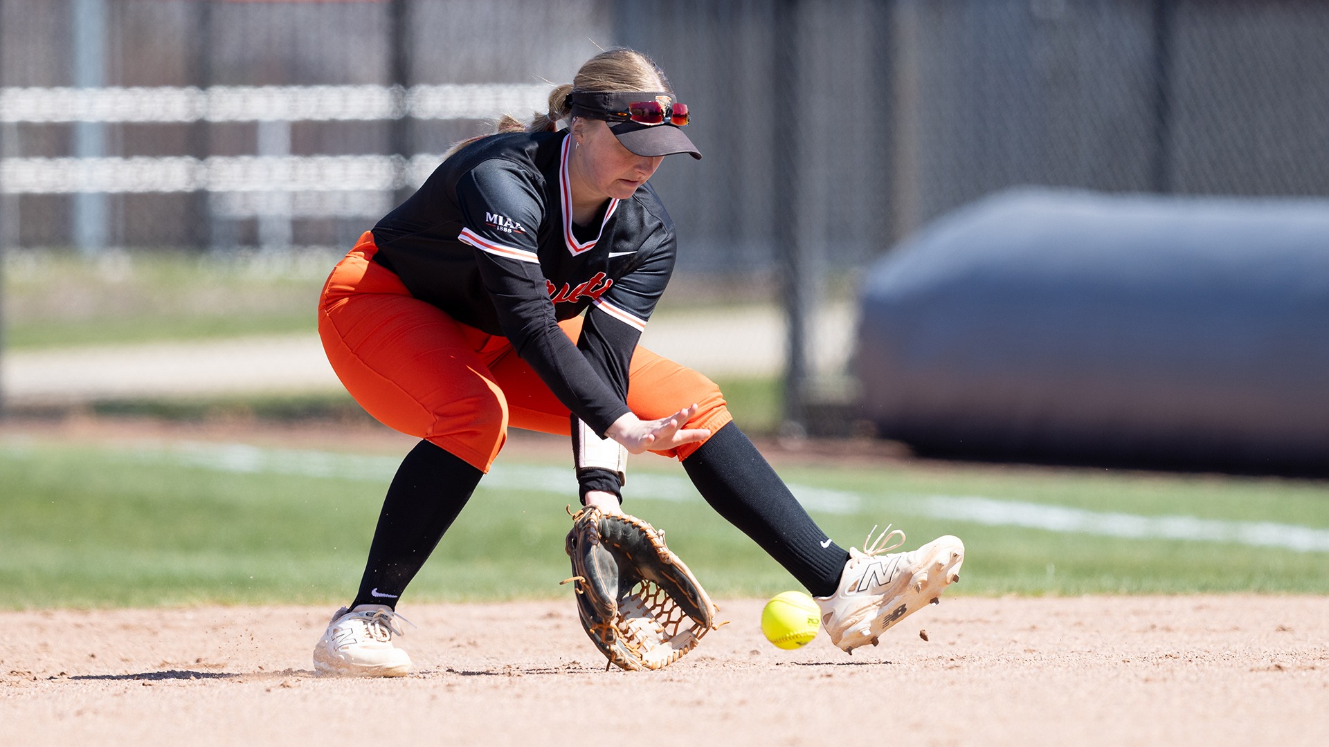 Jaycee Rider playing softball