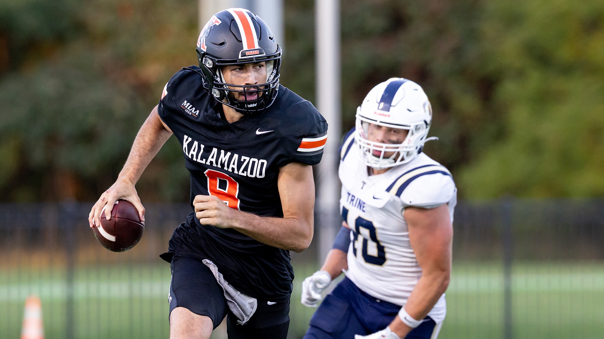 Trey Richey playing football