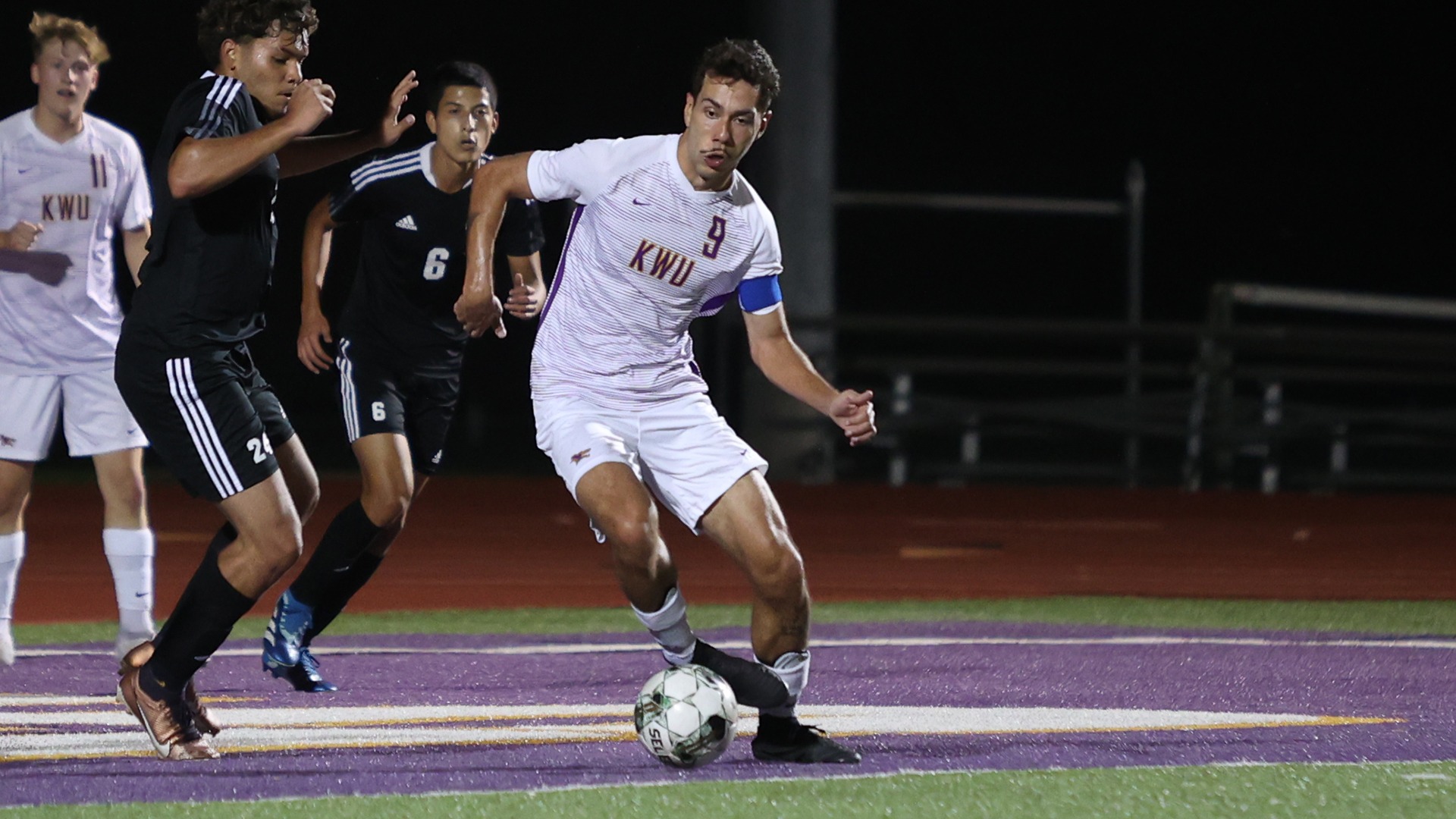 devo mens soccer action