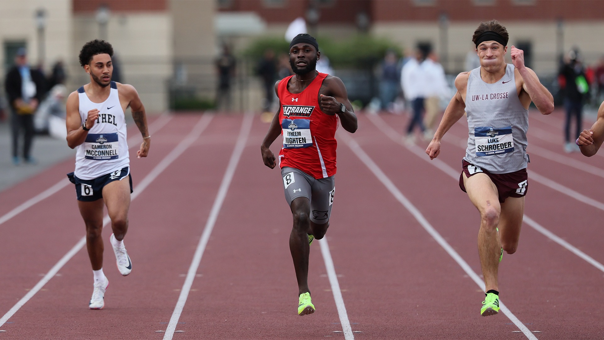 Mighten Finishes Season at NCAA Championships