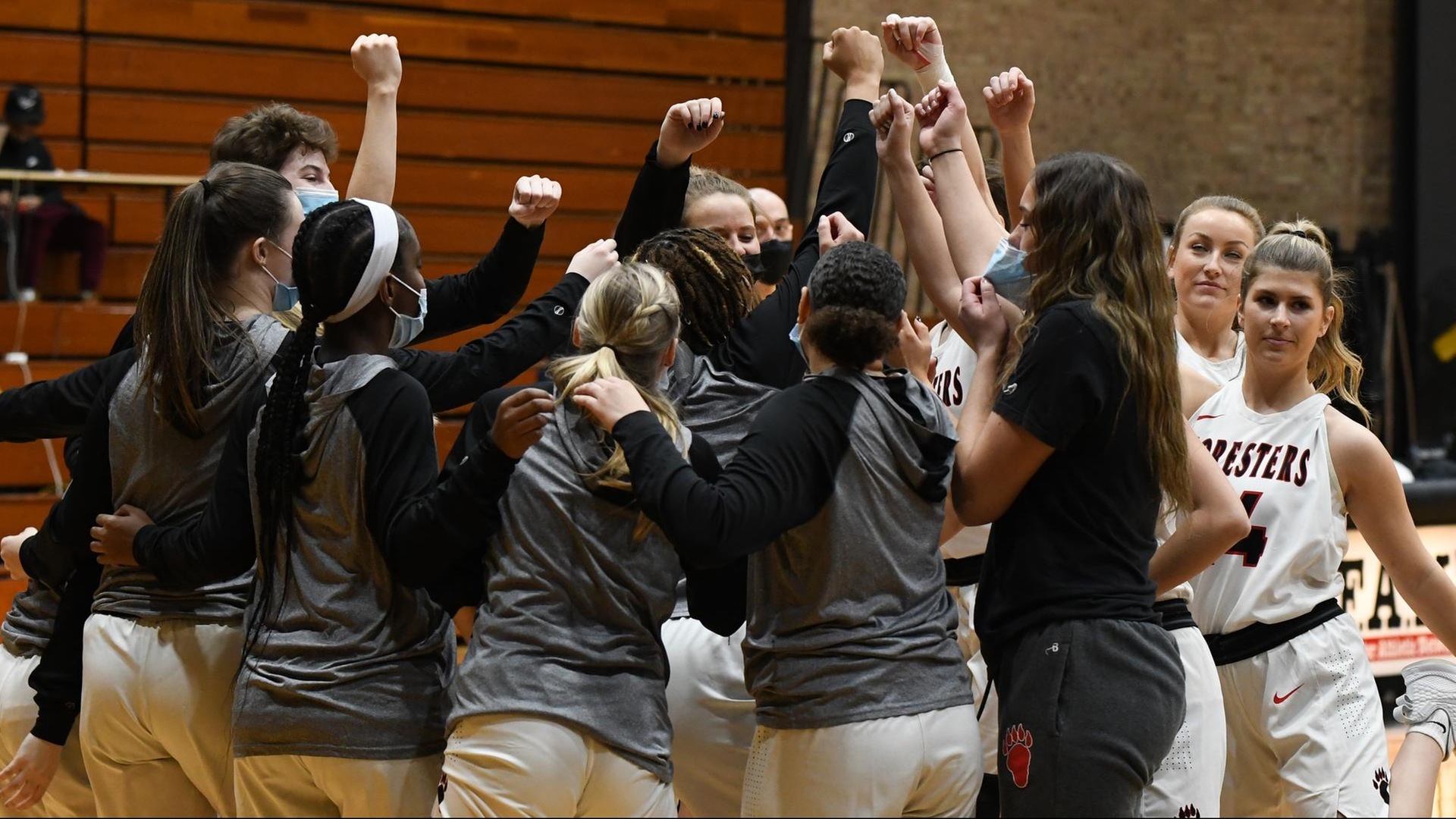 Foresters' Comeback Bid at Knox Falls Just Short Lake Forest College